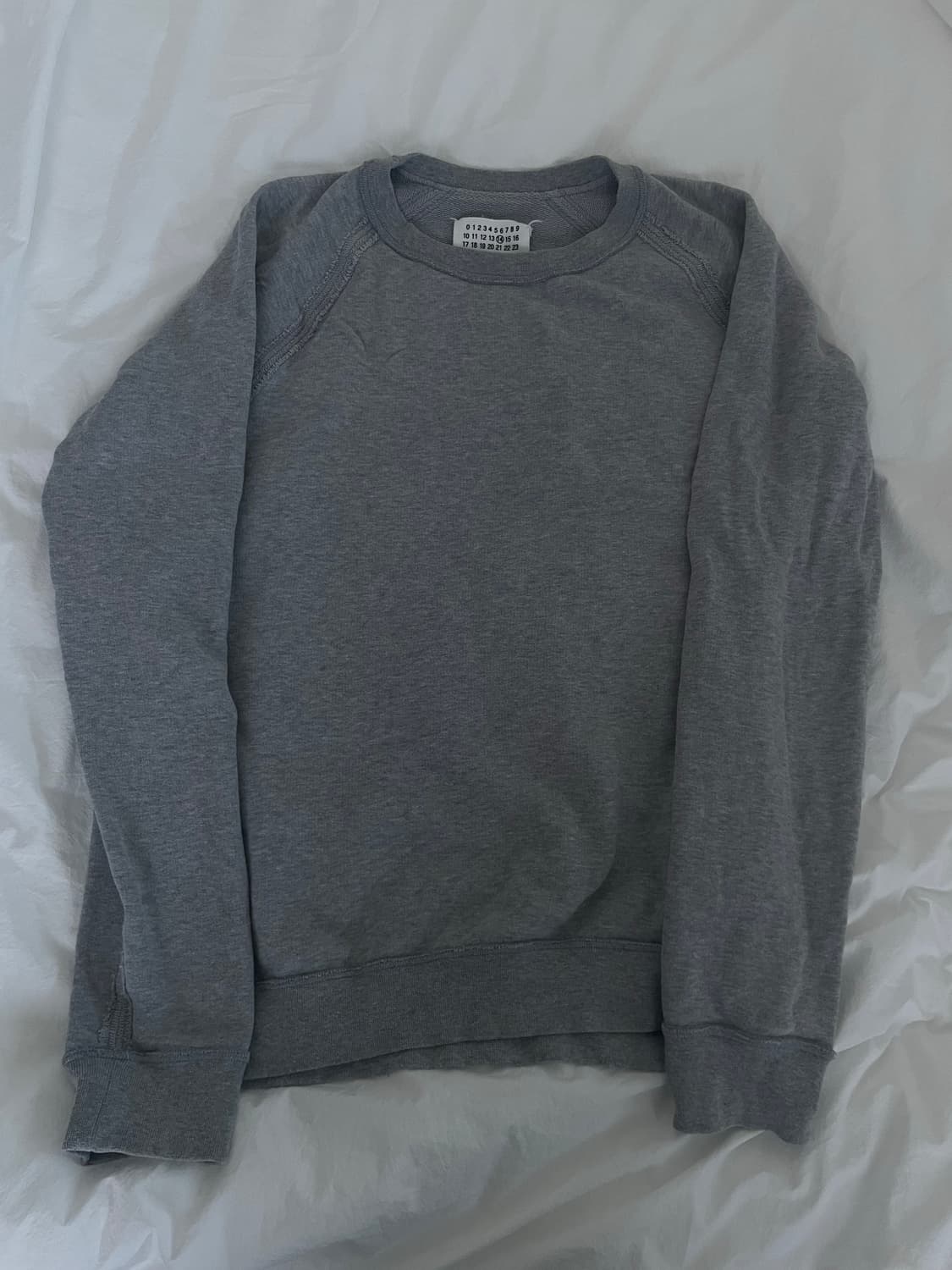 마틴 마르지엘라 인사이드 아웃 스웻셔츠 상품이미지1