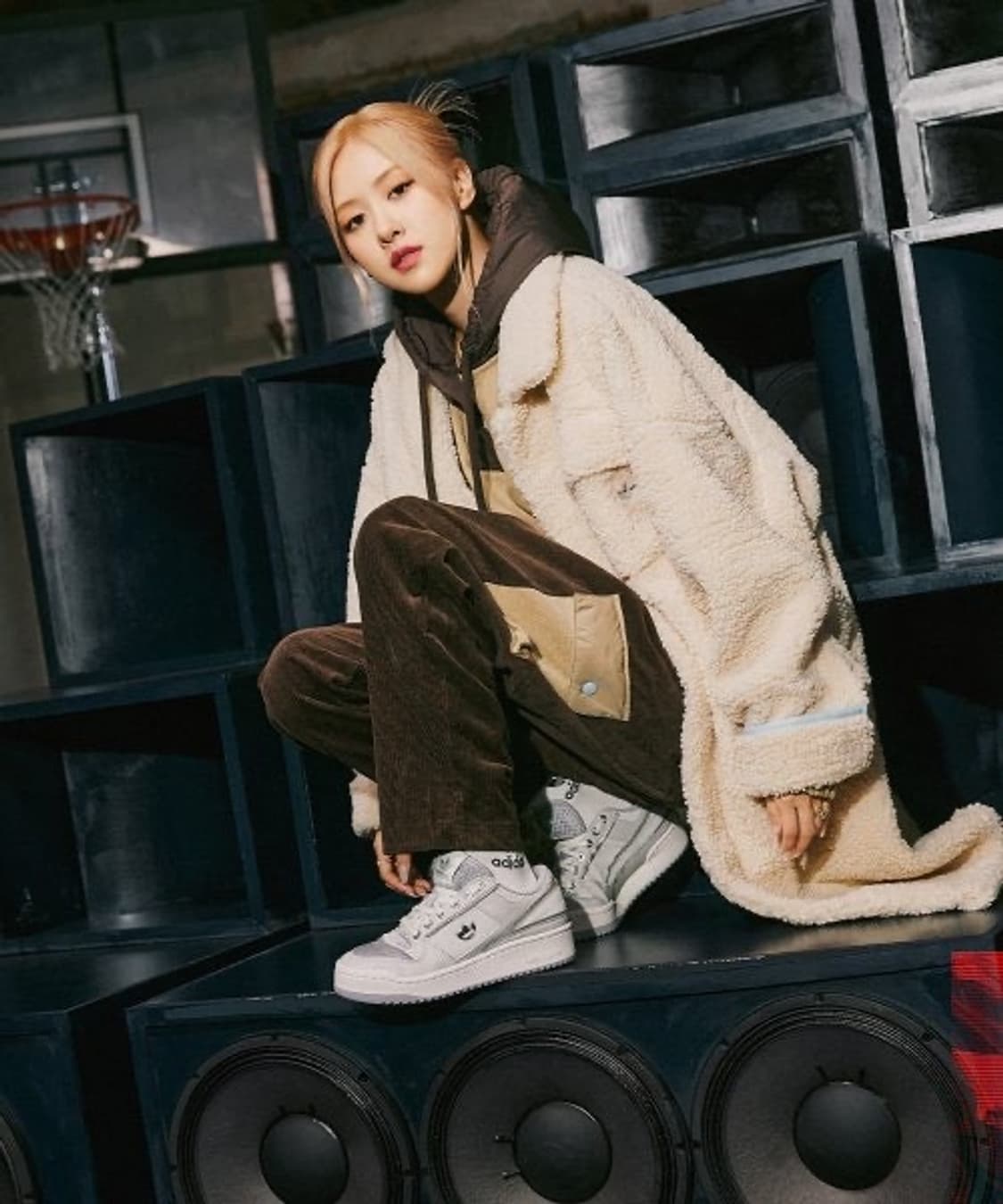 아디다스 아디컬러 쉐르파 플리스 자켓 S 제니, 로제 착용 상품이미지5