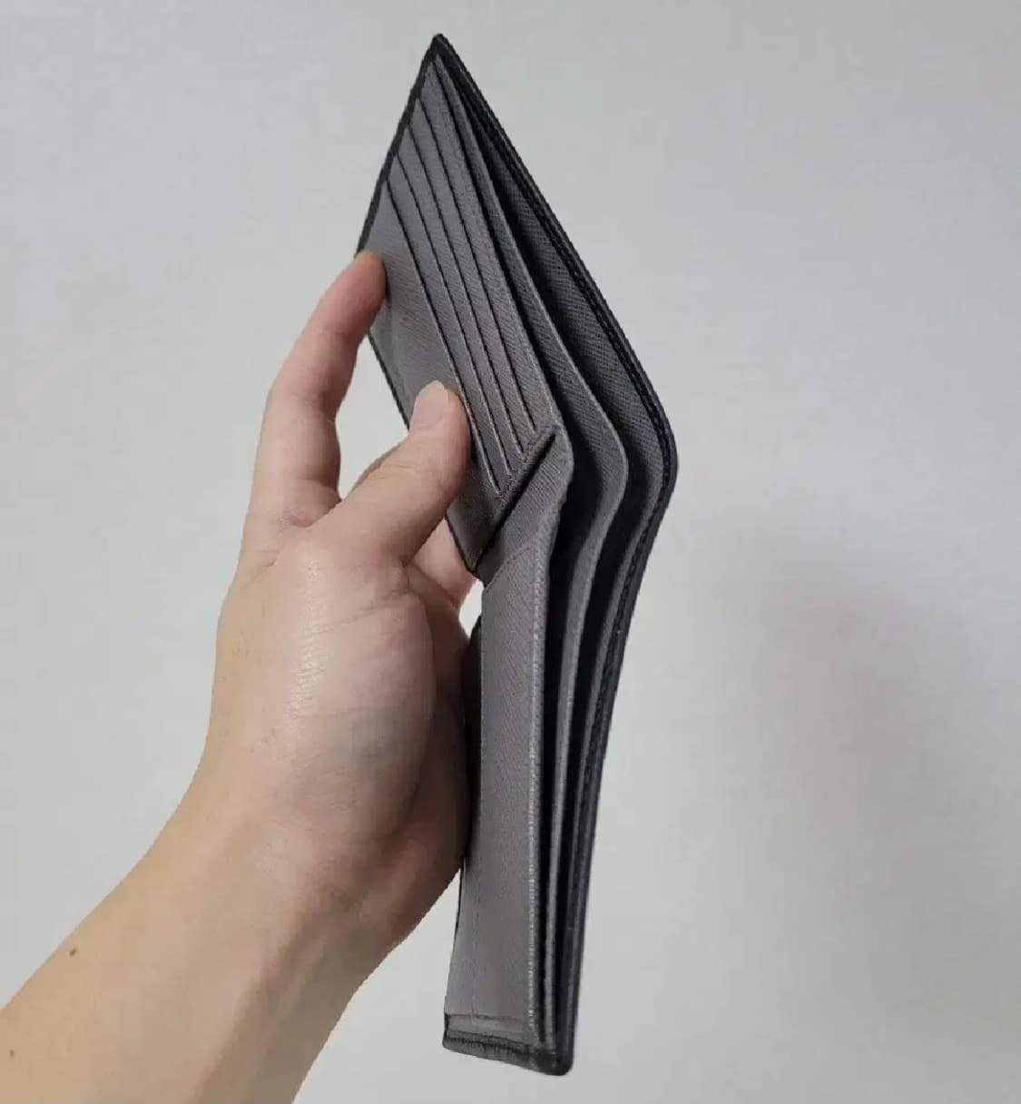 프라다 사피아노 지갑 상품이미지3