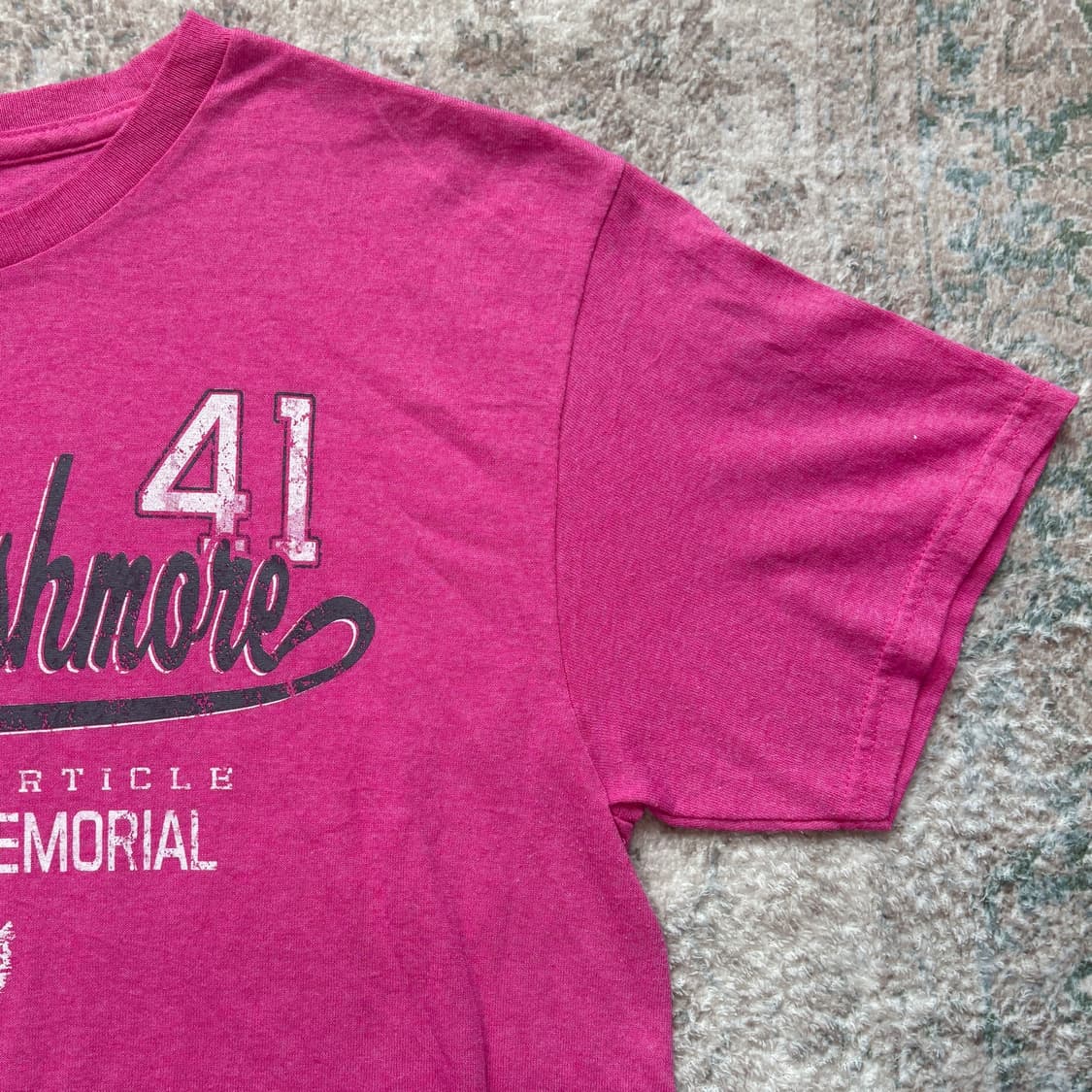 Mount Rushmore Tee 상품이미지3