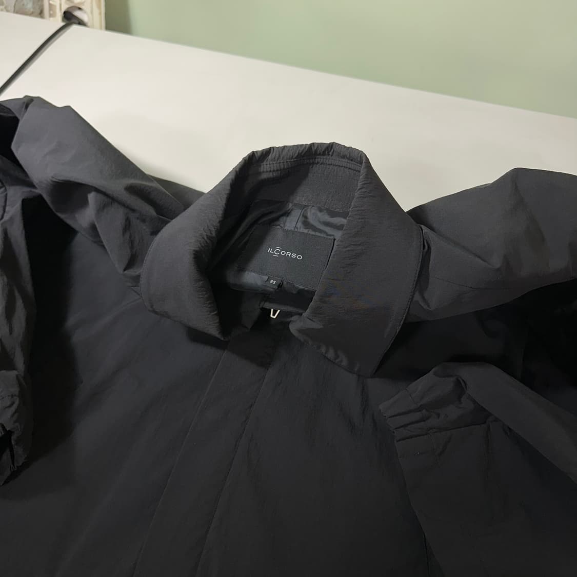 M 95 일꼬르소 블랙 간절기용 나일론 트렌치코트 상품이미지1