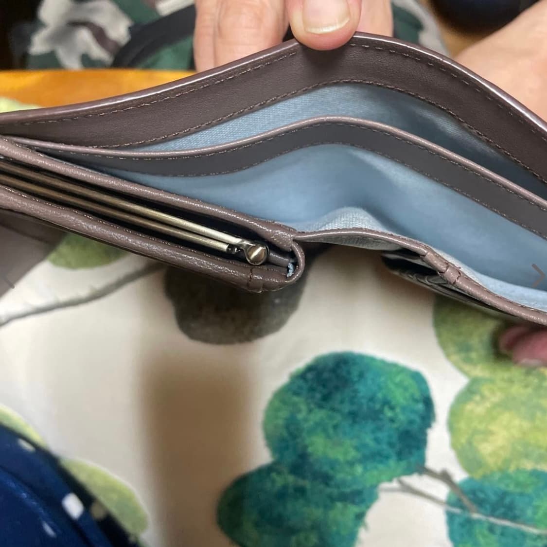 비비안웨스트우드 아카이브 펑크 프린트 에나멜 레더 하프월렛 반지갑 상품이미지4