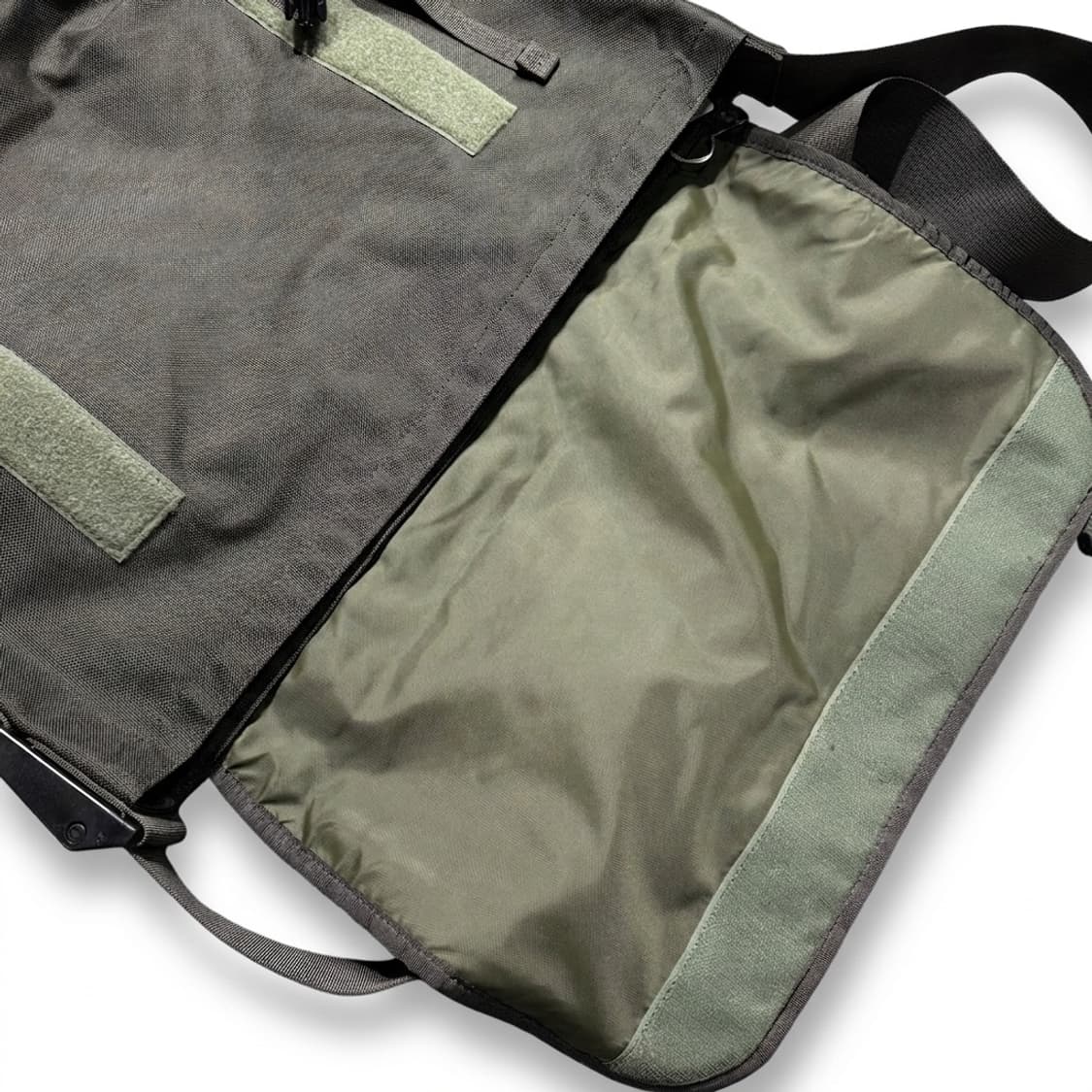 요시다포터 크로스백 상품이미지6