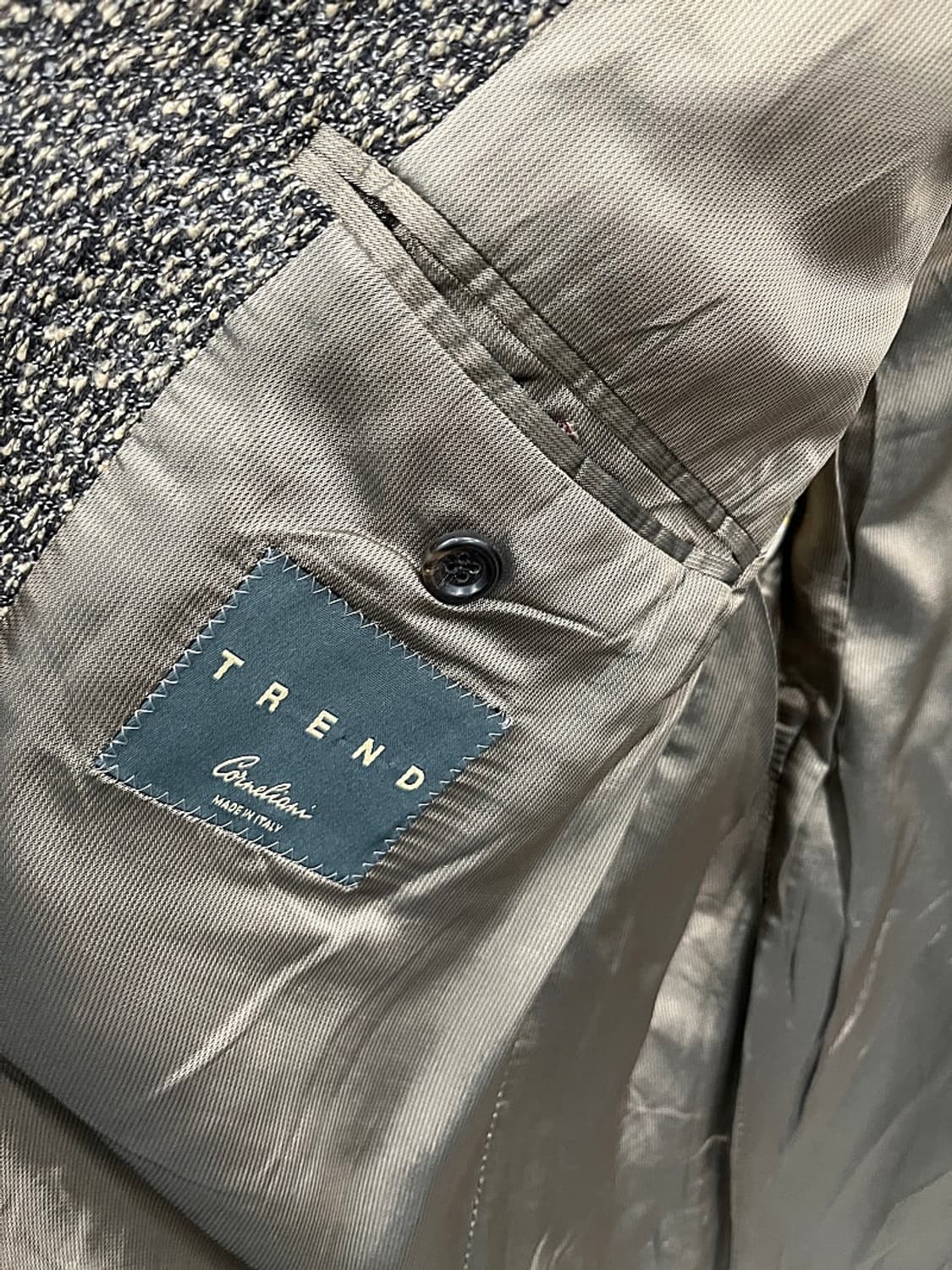 105) 꼬르넬리아니 트위드 울자켓  상품이미지8