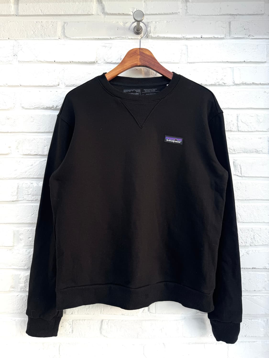 파타고니아 블랙 스웻셔츠 상품이미지3