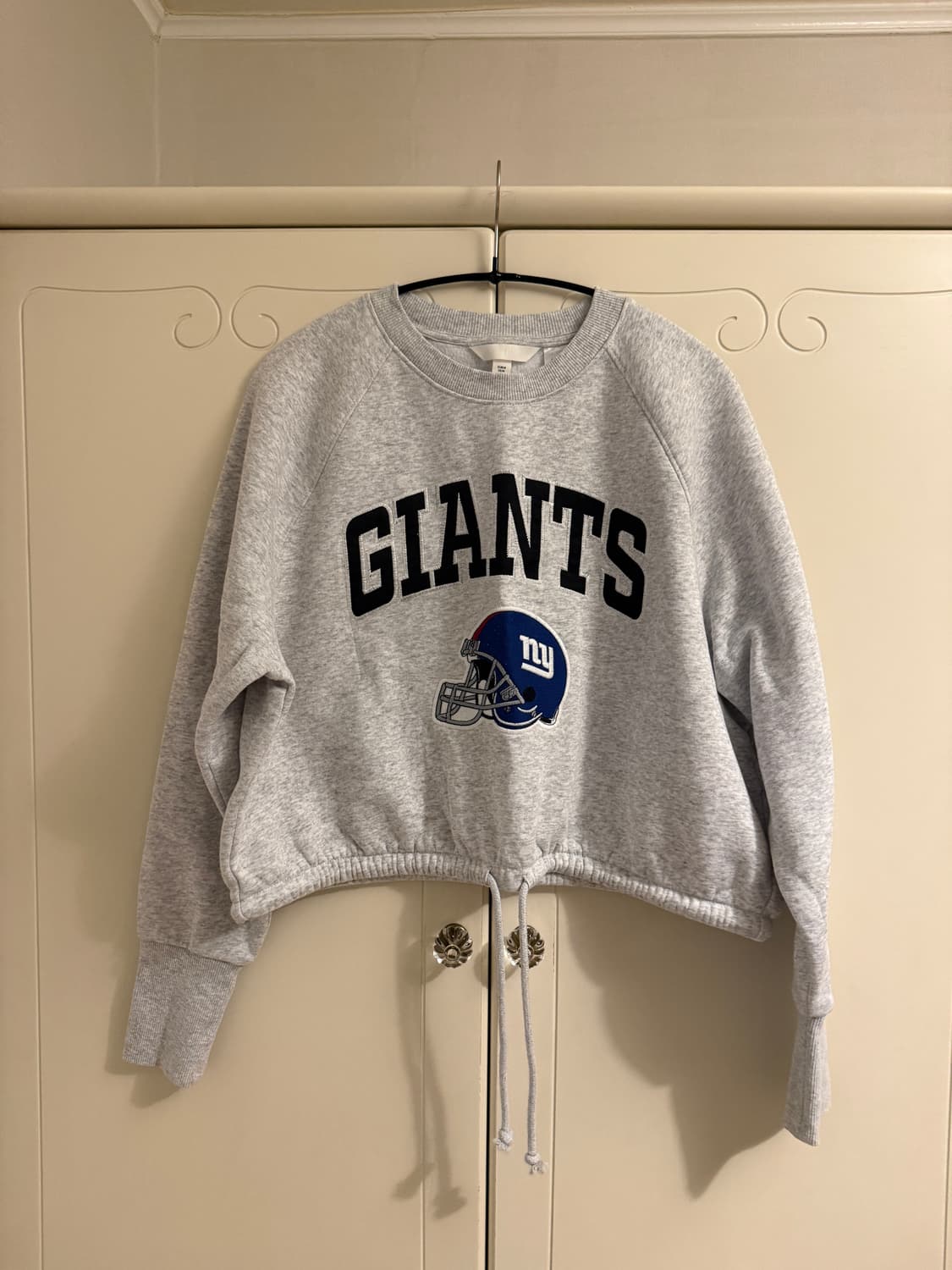 H&M 크롭 맨투맨 상품이미지2