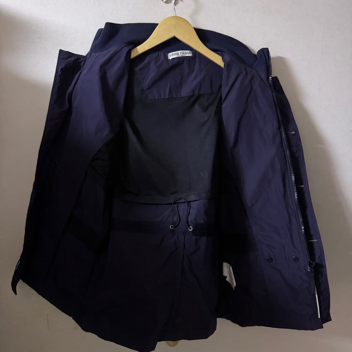 스톤아일랜드 남성 M 65견장 야상자켓 L (남성 100-슬림 105) 상품이미지4