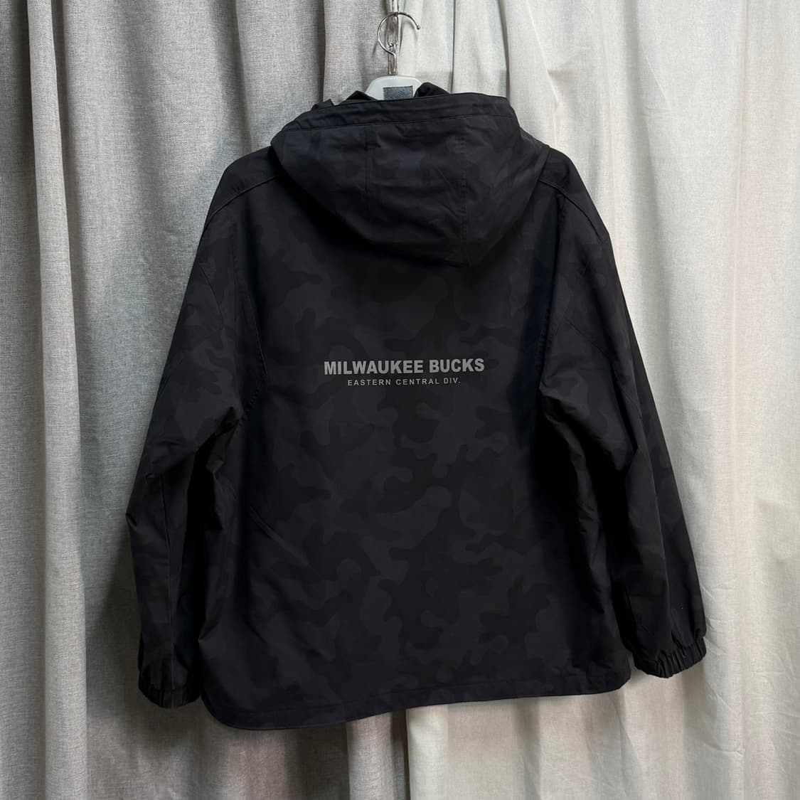 [XL] NBA 밀워키 벅스 카모 아노락 바람막이 후드자켓 상품이미지5