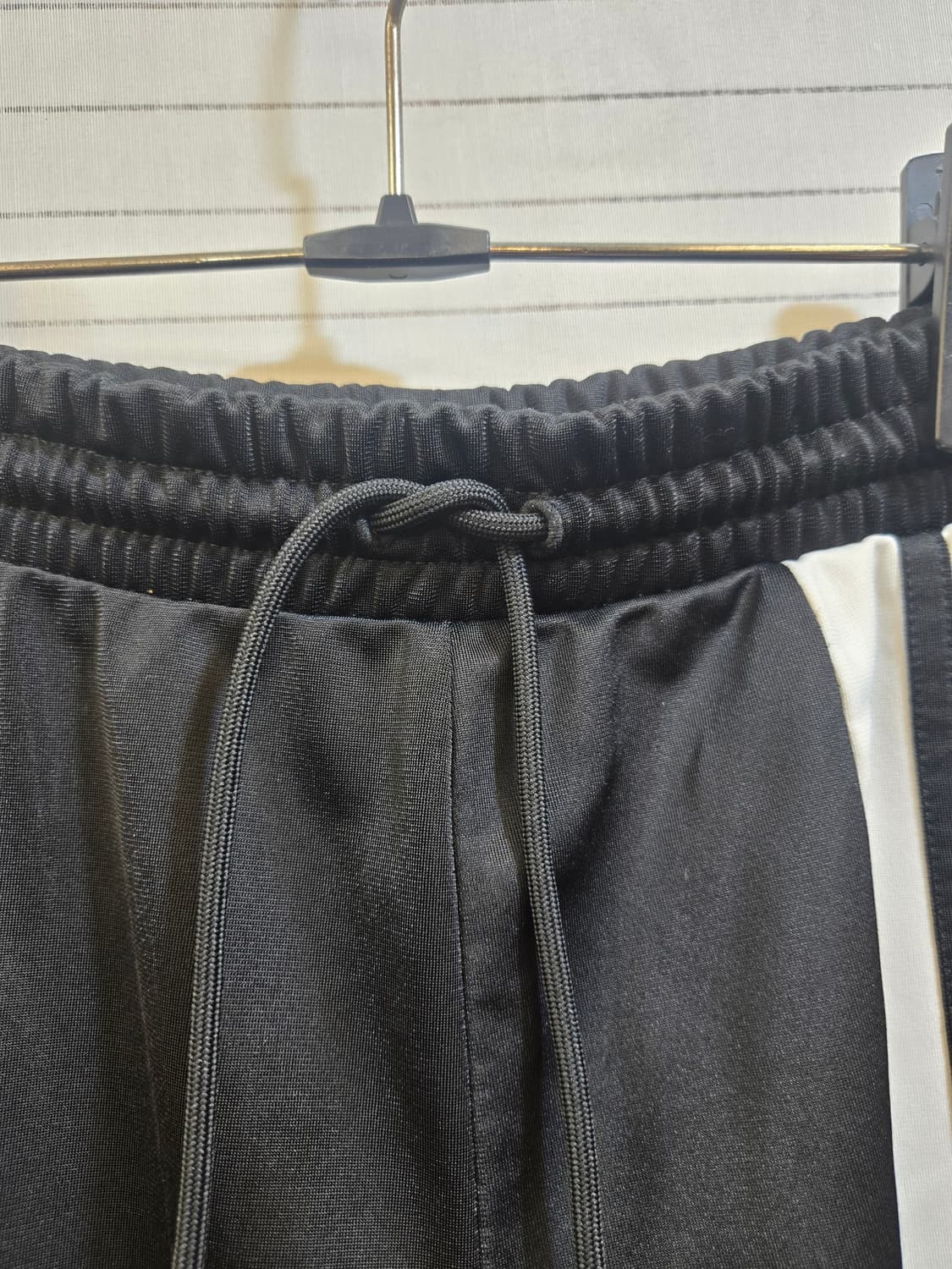 아디다스 블랙/화이트 트랙 바지 스냅 단추 상품이미지2