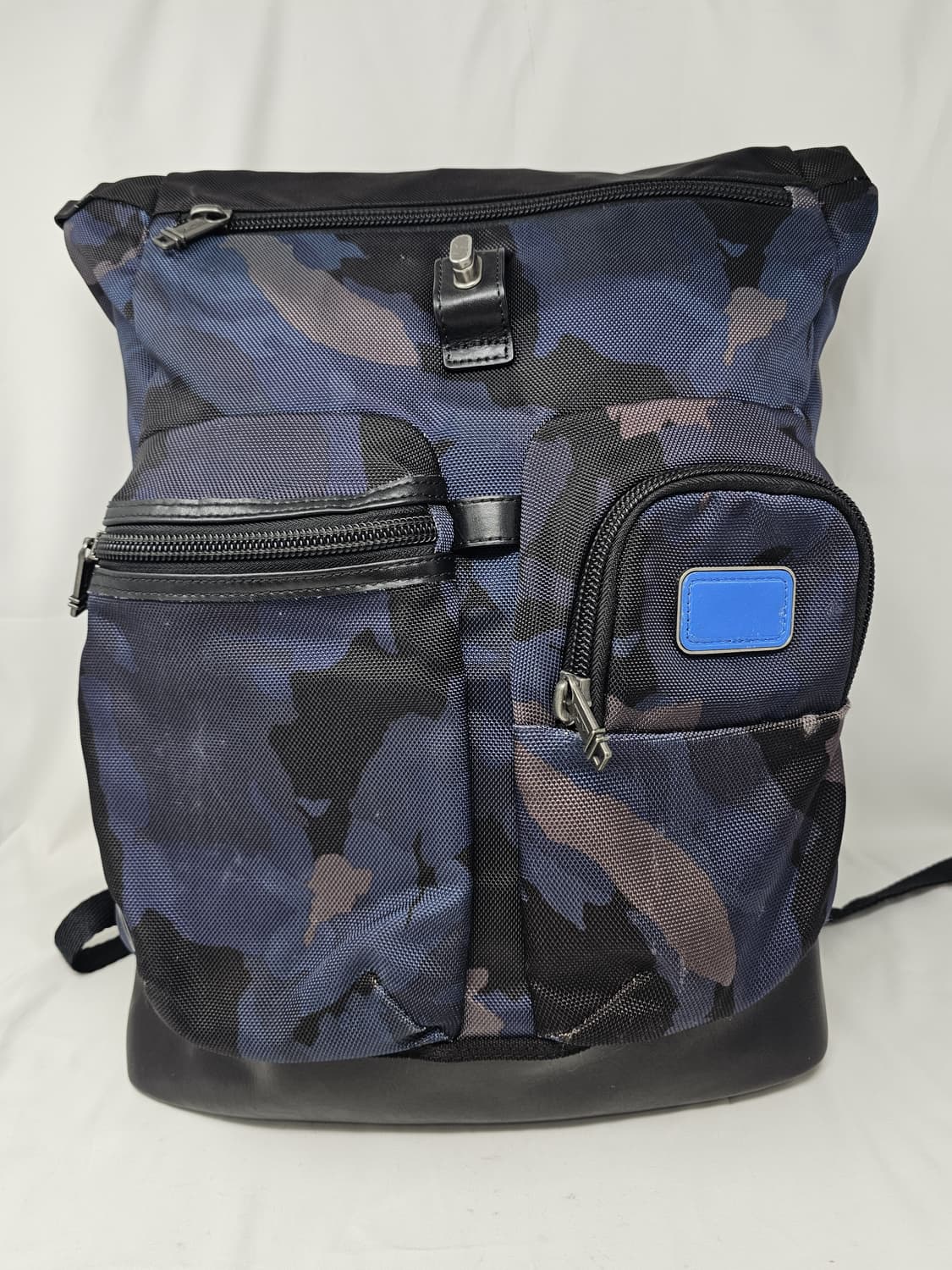 정품 투미 TUMI 롤탑 백팩 블루 카모 상품이미지2