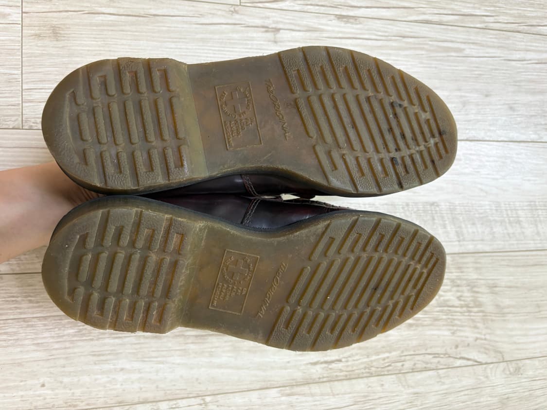 닥터마틴 아드리안 체리우드 270 상품이미지6