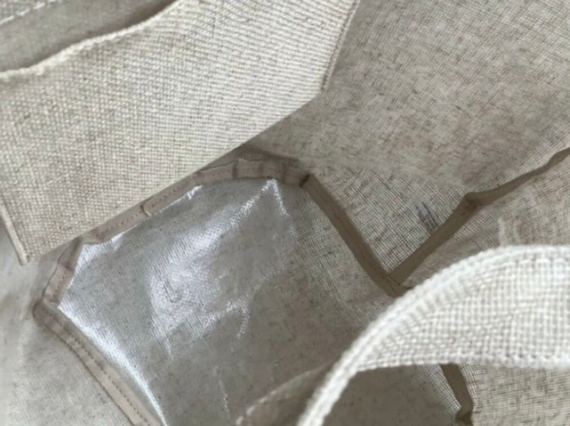 샤넬 캔버스 토트백 노벨티 새상품 상품이미지10