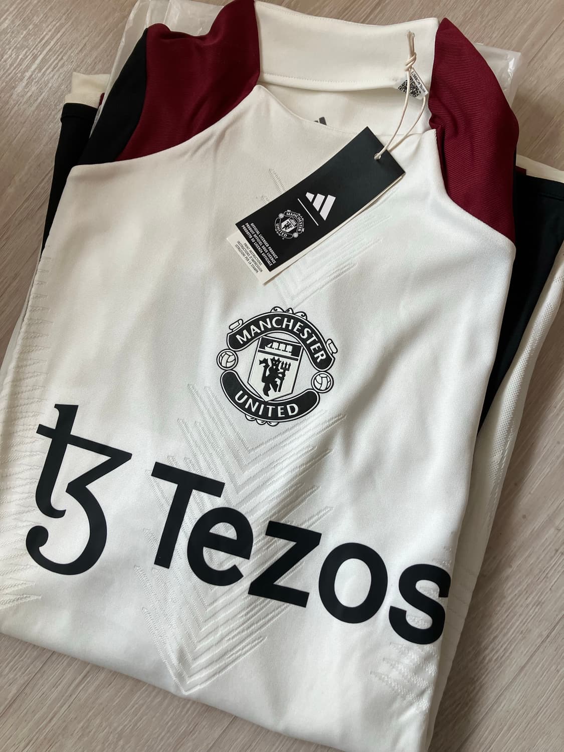 맨유 tiro 24 pro top white 상품이미지1
