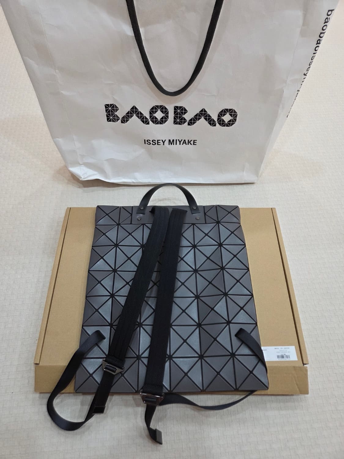 ISSEY MIYAKE 바오바오 플랫팩 여성 백팩 상품이미지2