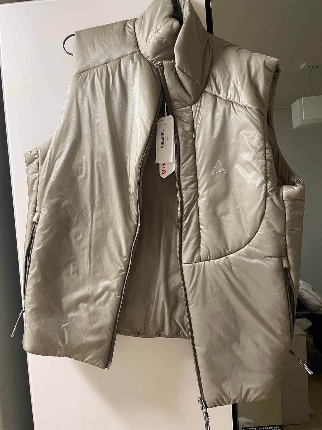 [m] roa synthetic sinsulated vest 로아 베스트 상품이미지1