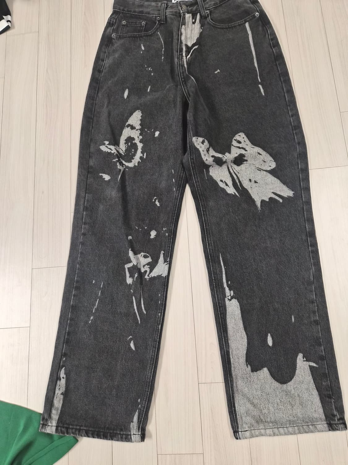 새상품 나비 블리치 커스텀 무드 흑청 와이드 데님 팬츠 상품이미지3