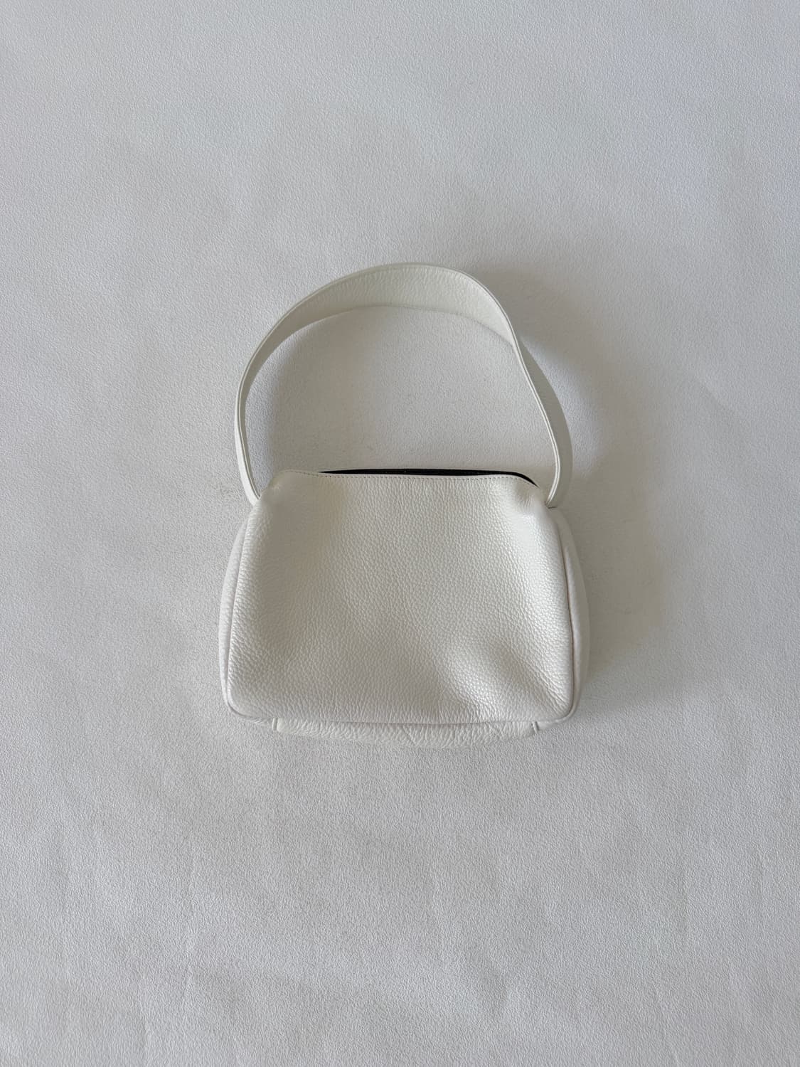 마르디메르크디(Mardi Mercredi) LE SAC 레더 토트백 상품이미지1