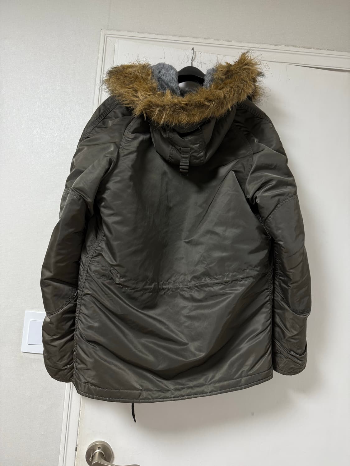 알파 인더스트리의 클래식 N-3B 파카 상품이미지5