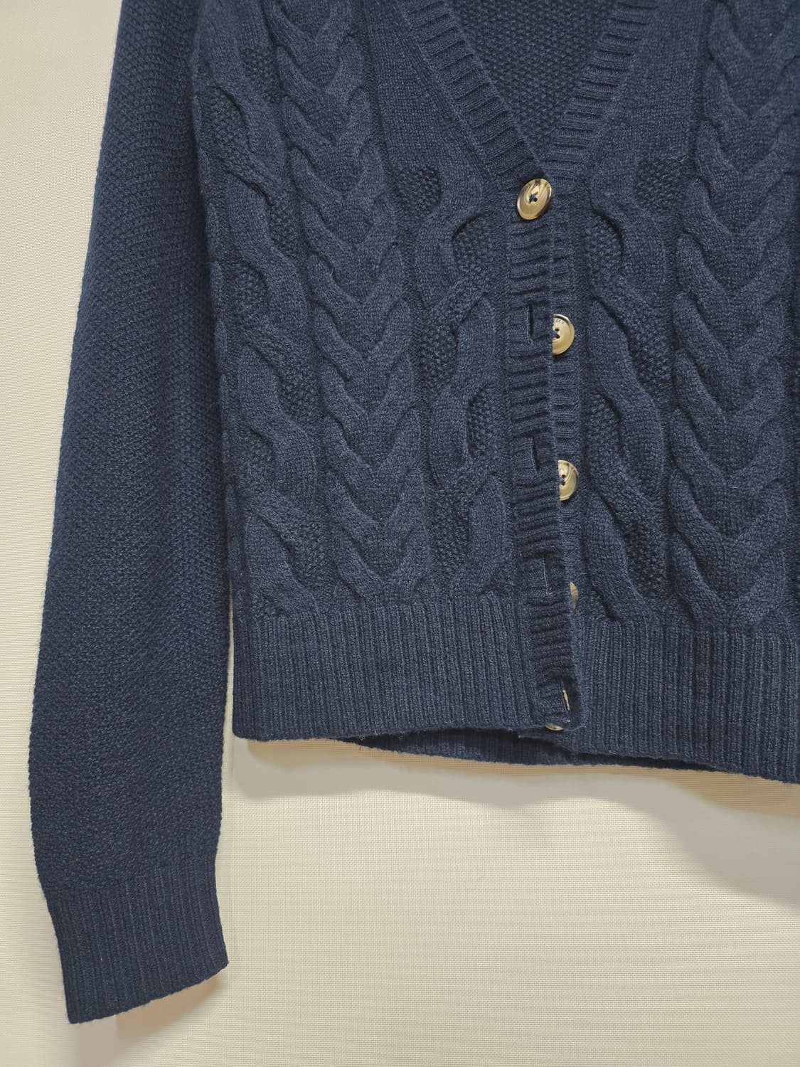 타미힐피거 모캐시미어 꽈배기 가디건 상품이미지3