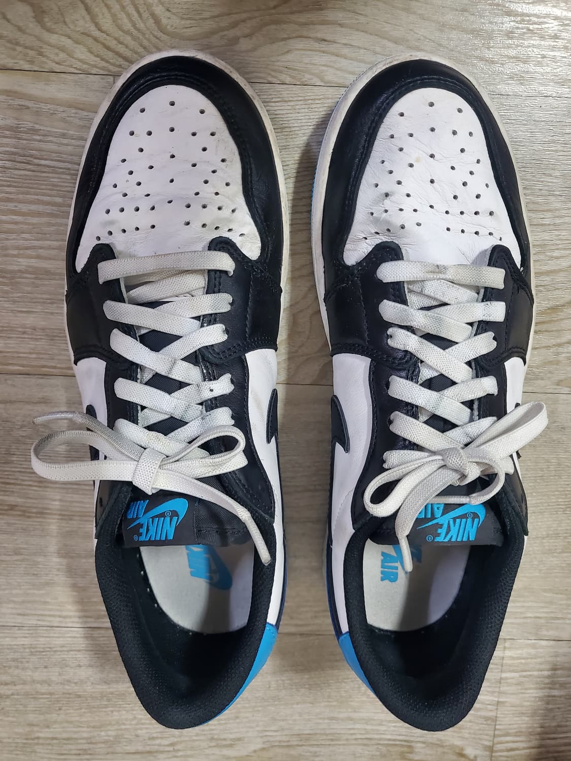 [280] 나이키 조던 1 레트로 로우 OG 블랙 앤 다크 파우더 블루 상품이미지3