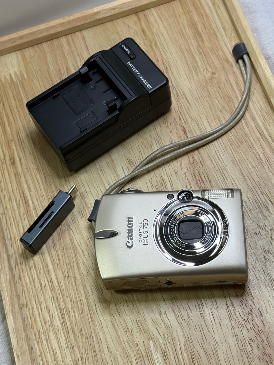 캐논 ixus 750 아일릿 원희 디카 canon 익서스 750 상품이미지1