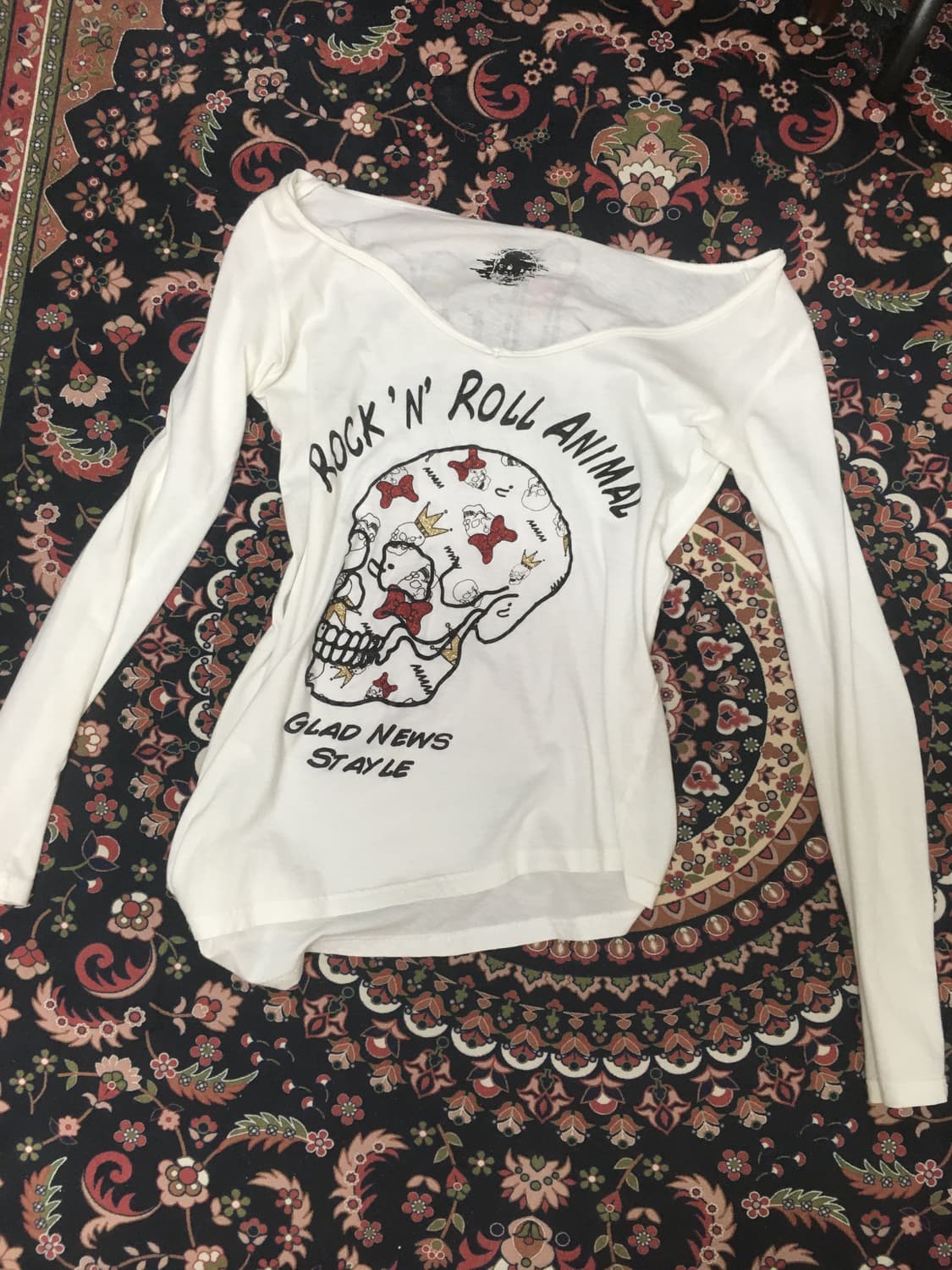 GLAD NEWS punk long sleeve 상품이미지2