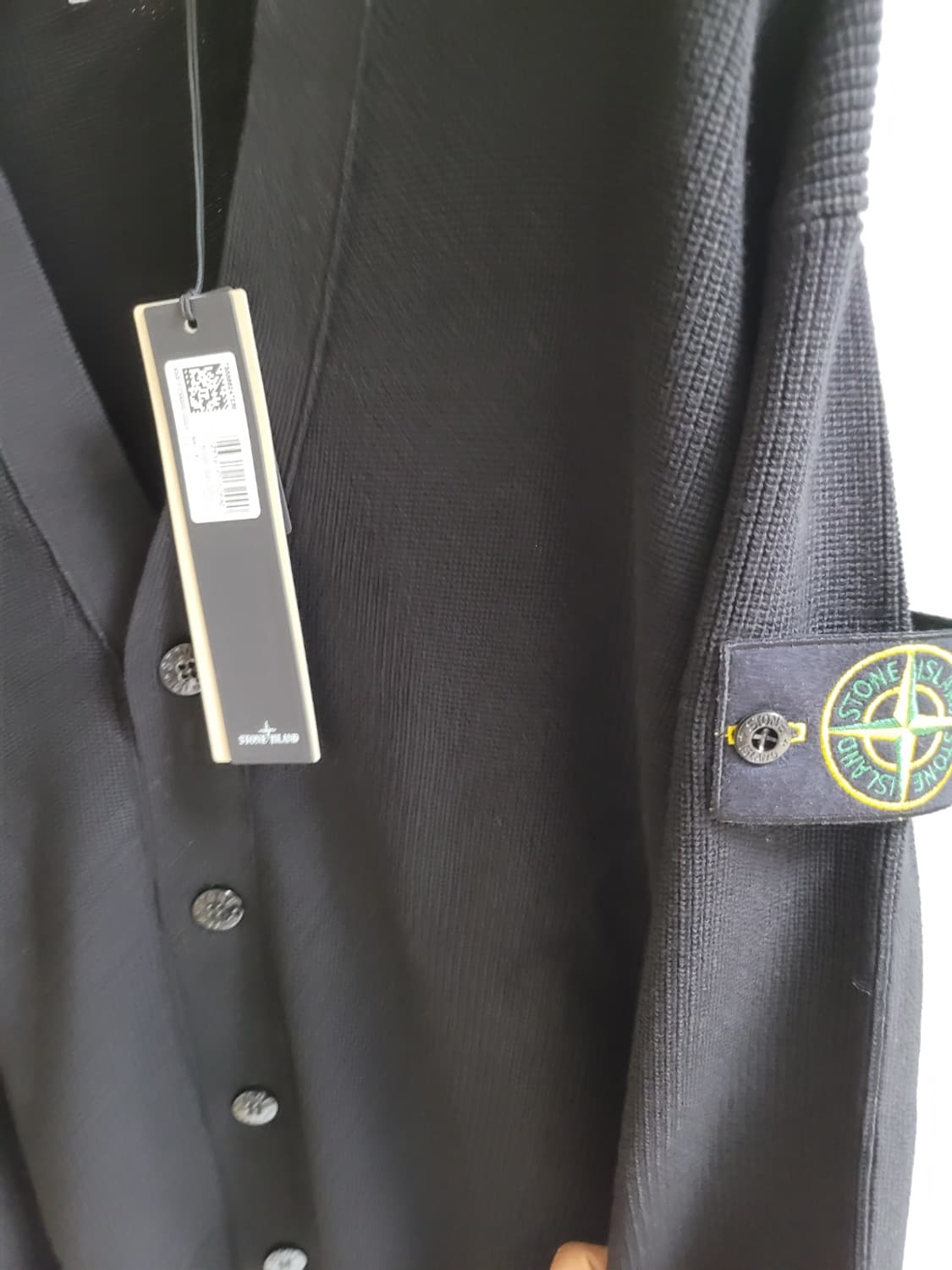 [새상품] 클래식의 진화, 26SS 스톤아일랜드 오가닉 코튼 가디건
 상품이미지3