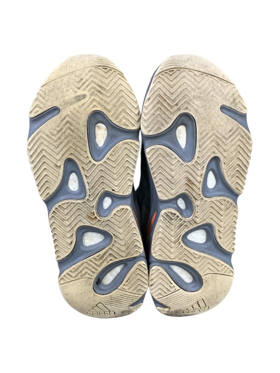 아디다스 이지 부스트 700 솔트 265 상품이미지3