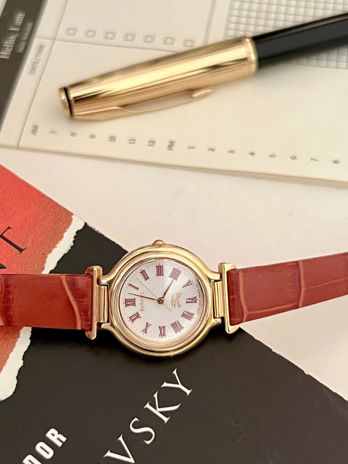 BURBERRY  골드 라운드 버버리 빈티지 시계 상품이미지4