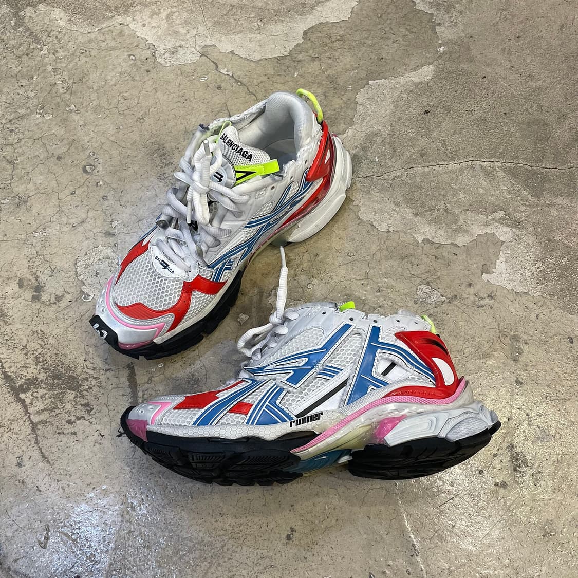 발렌시아가 러너 멀티컬러 스니커즈 상품이미지2