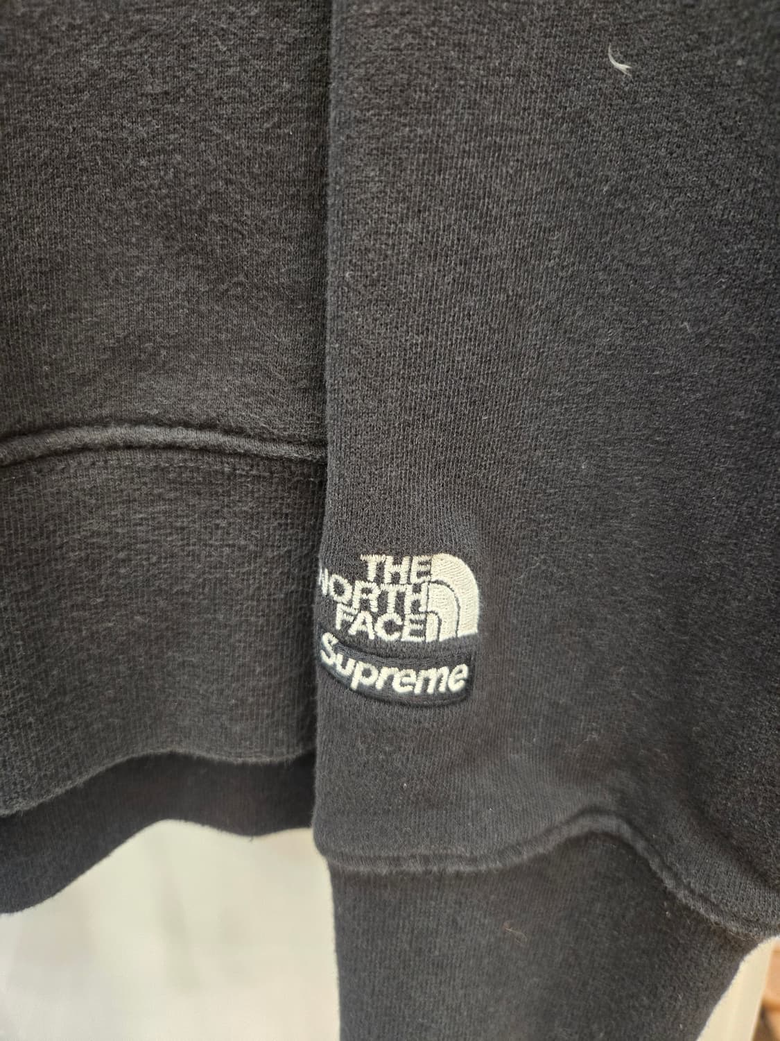 슈프림 x 더 노스페이스 렌티큘러 마운틴 후드 스웻셔츠 상품이미지3