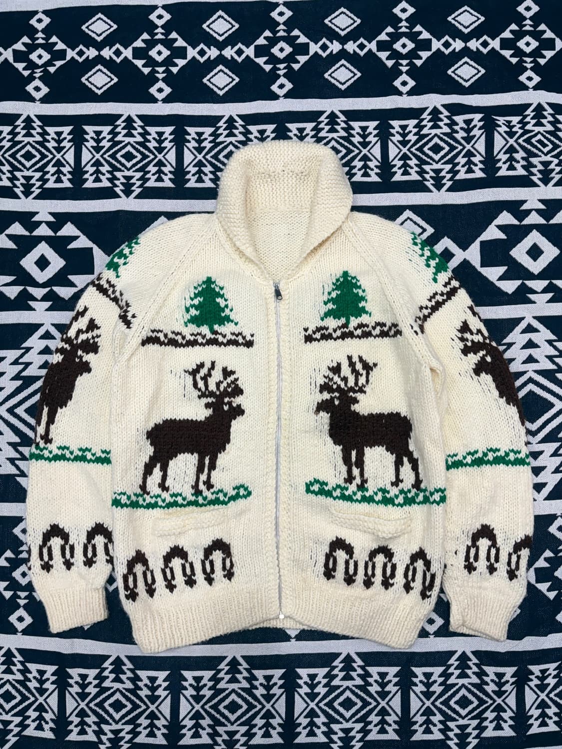 Cowichan (canadian sweater) XXL 사슴 코위찬 상품이미지1