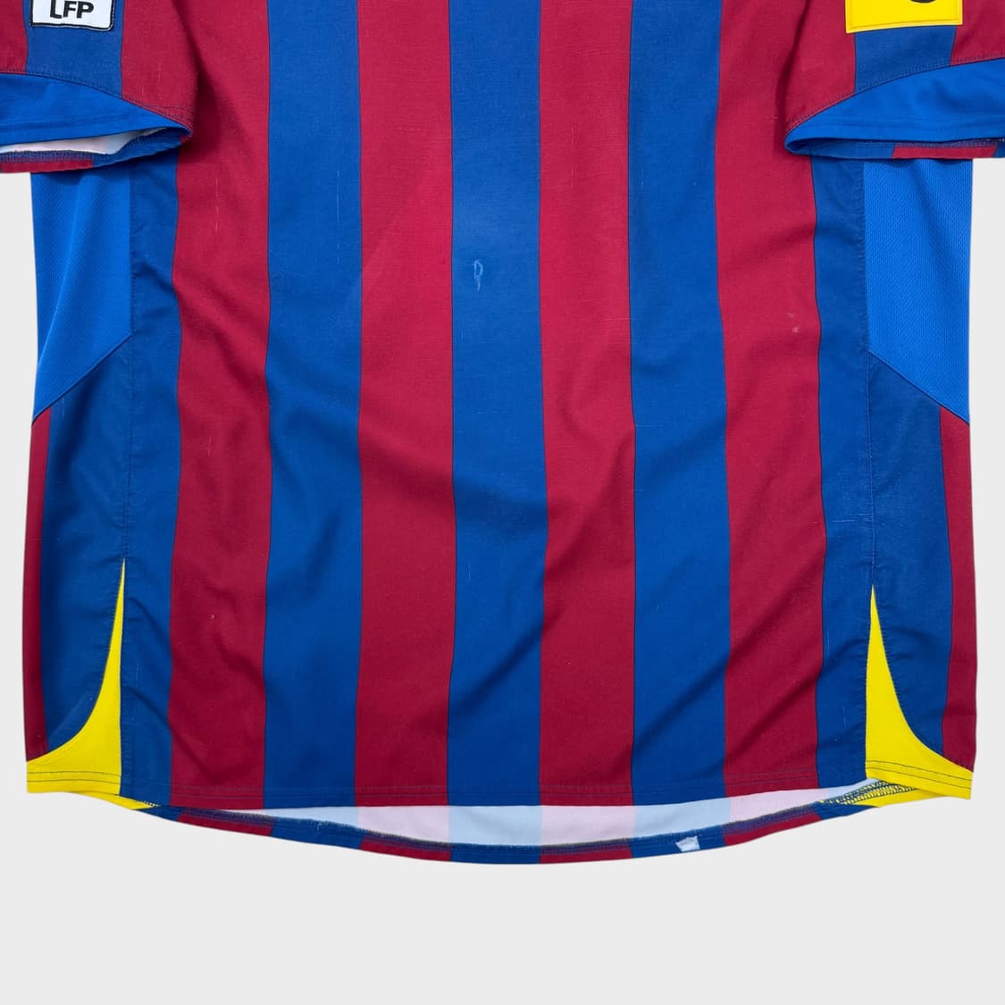 05-06 바르셀로나 홈 No.11 호나우지뉴 상품이미지6