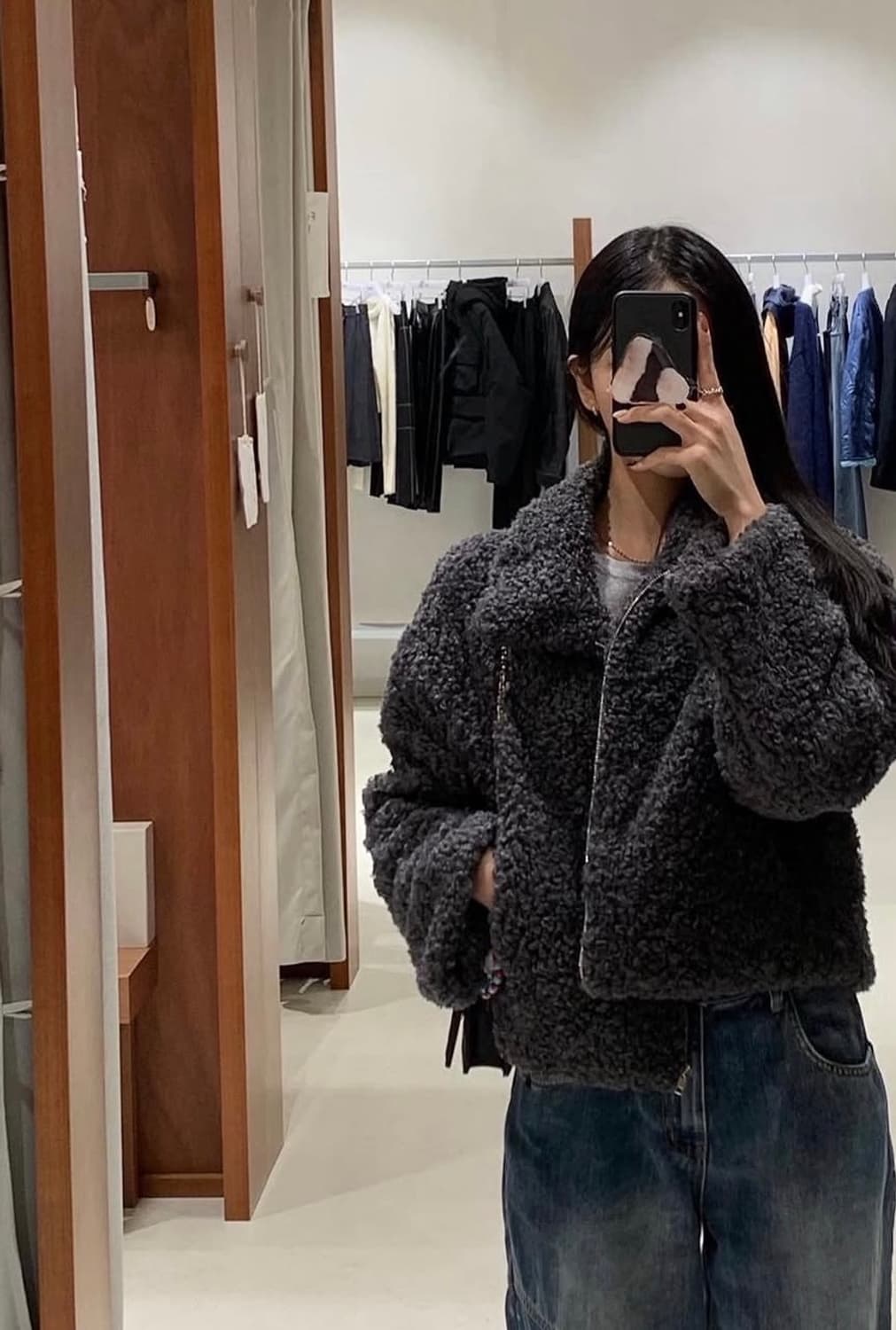 배드레스 x @am01.30 양털 부클 자켓 차콜 상품이미지2