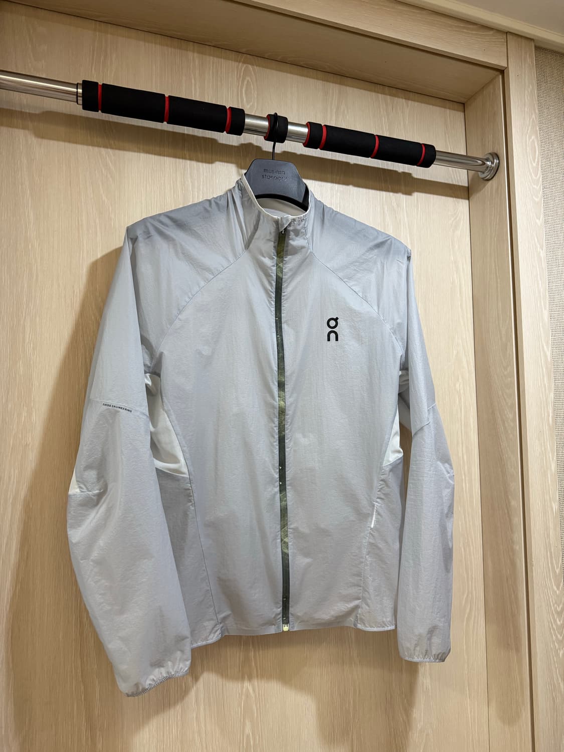 온러닝 제로 자켓 / xs 상품이미지2