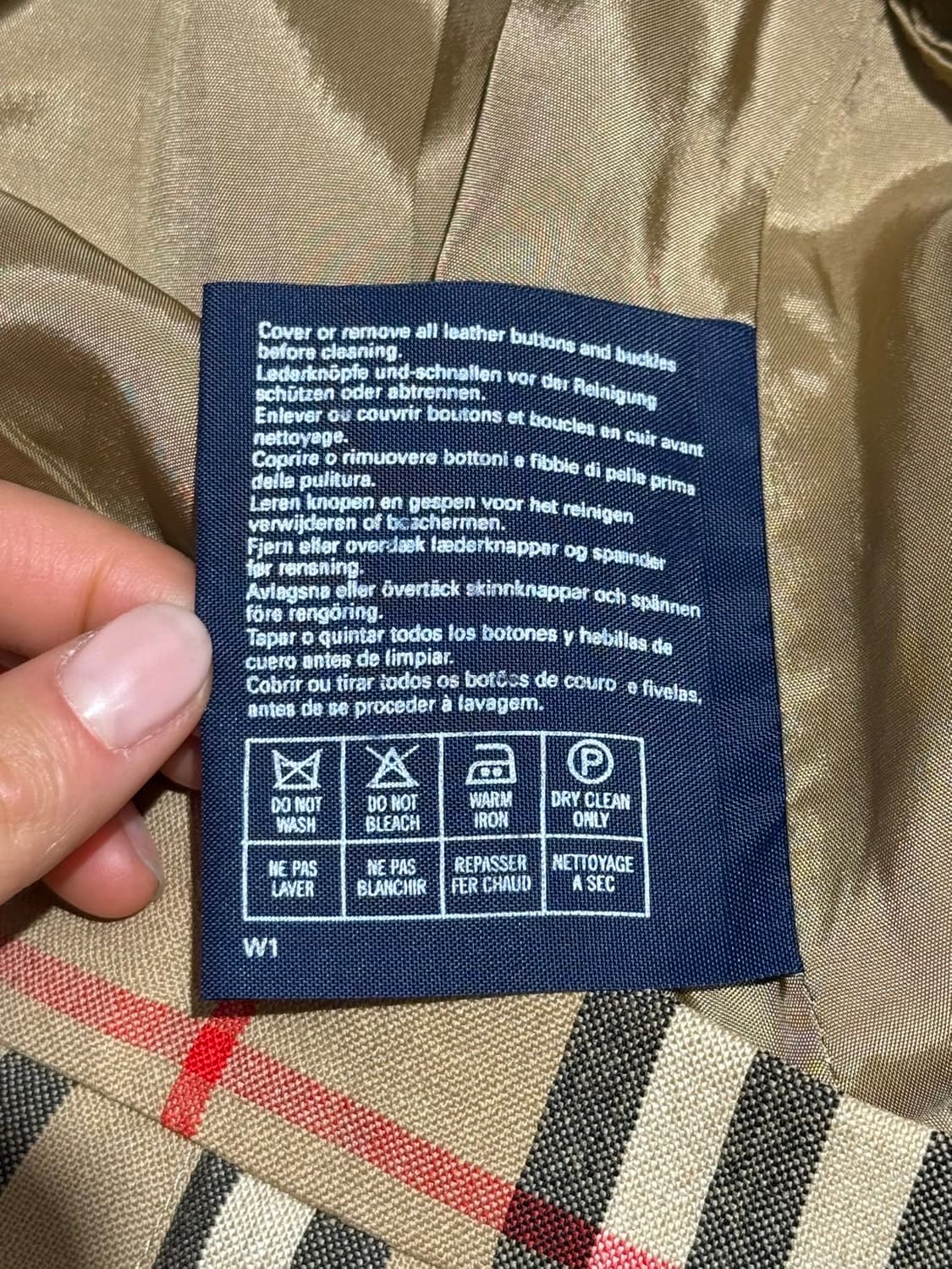 버버리 베이지 노바체크 플리츠 미디스커트 상품이미지9