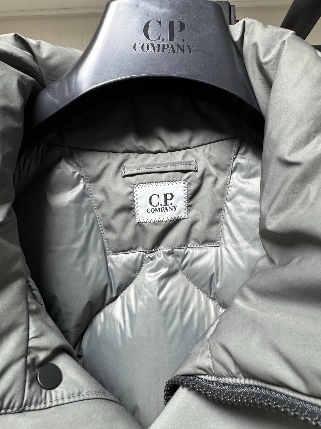 CP컴퍼니 패딩  상품이미지3