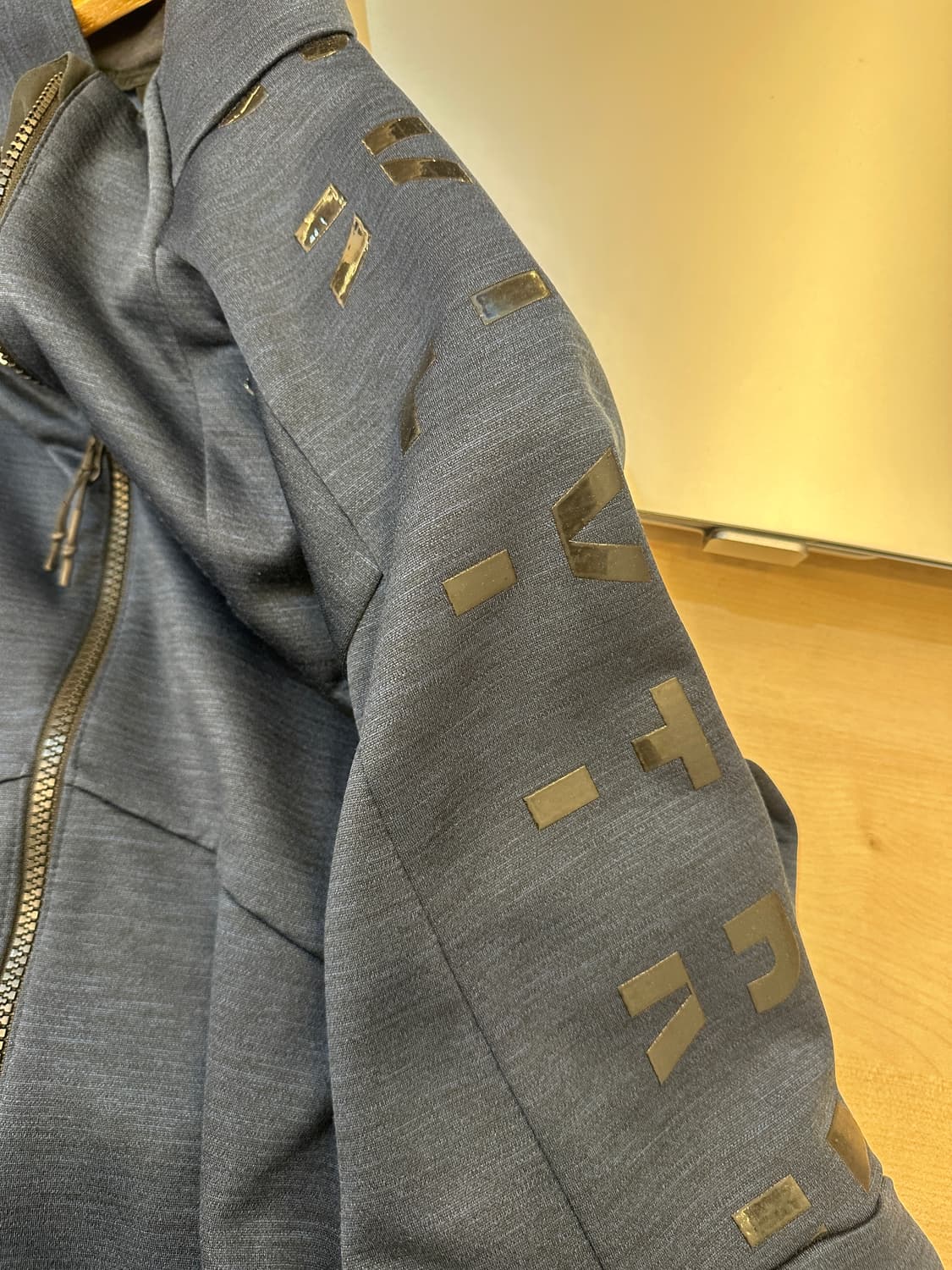 L) 오클리 네이비 트랙탑 저지 상품이미지4