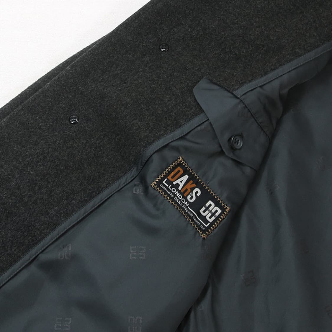 (착용컷) DAKS 닥스 울 코트 (남성용 100) 상품이미지10