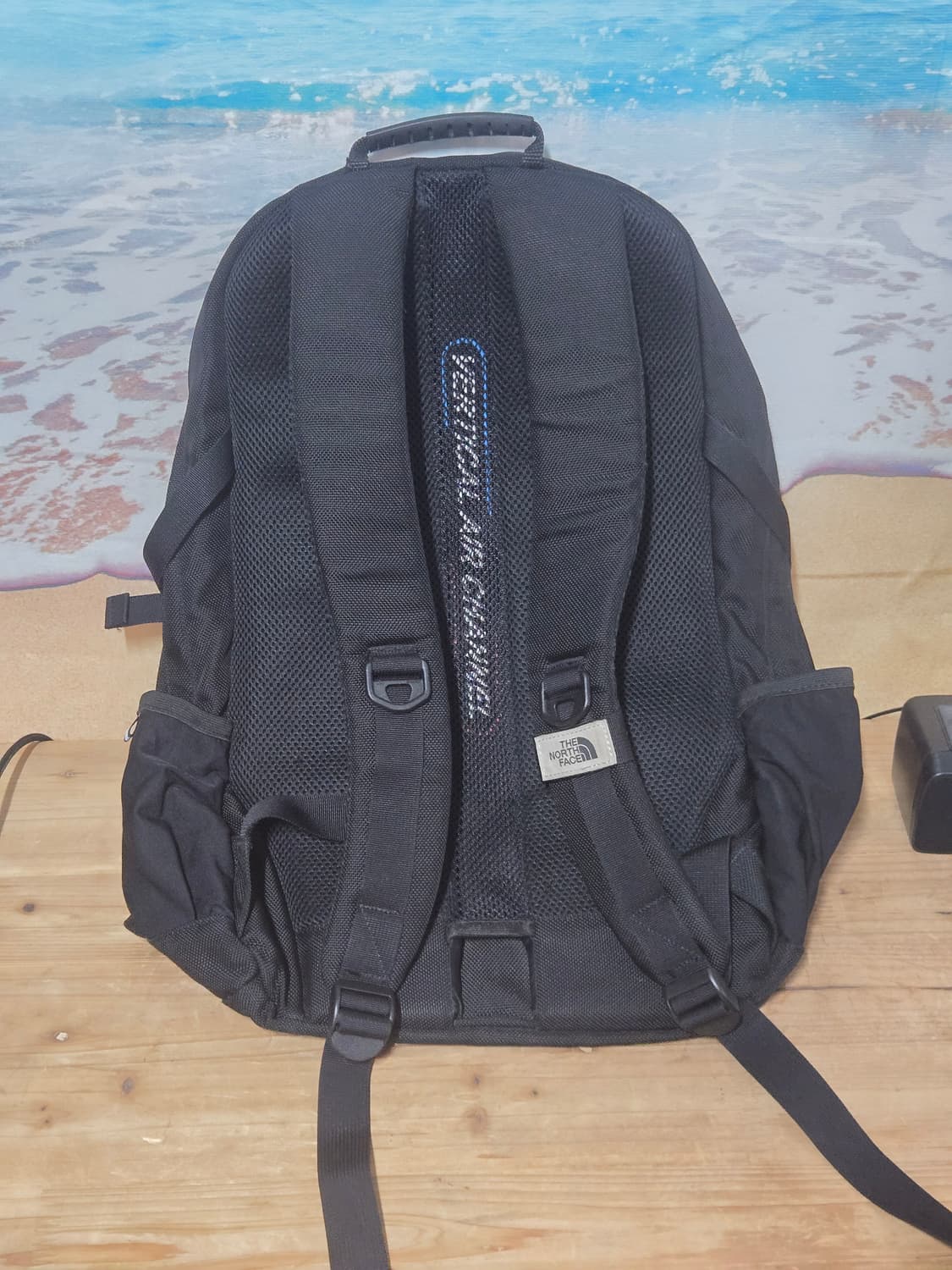 노스페이스 커뮤터 백팩 20L 상품이미지4