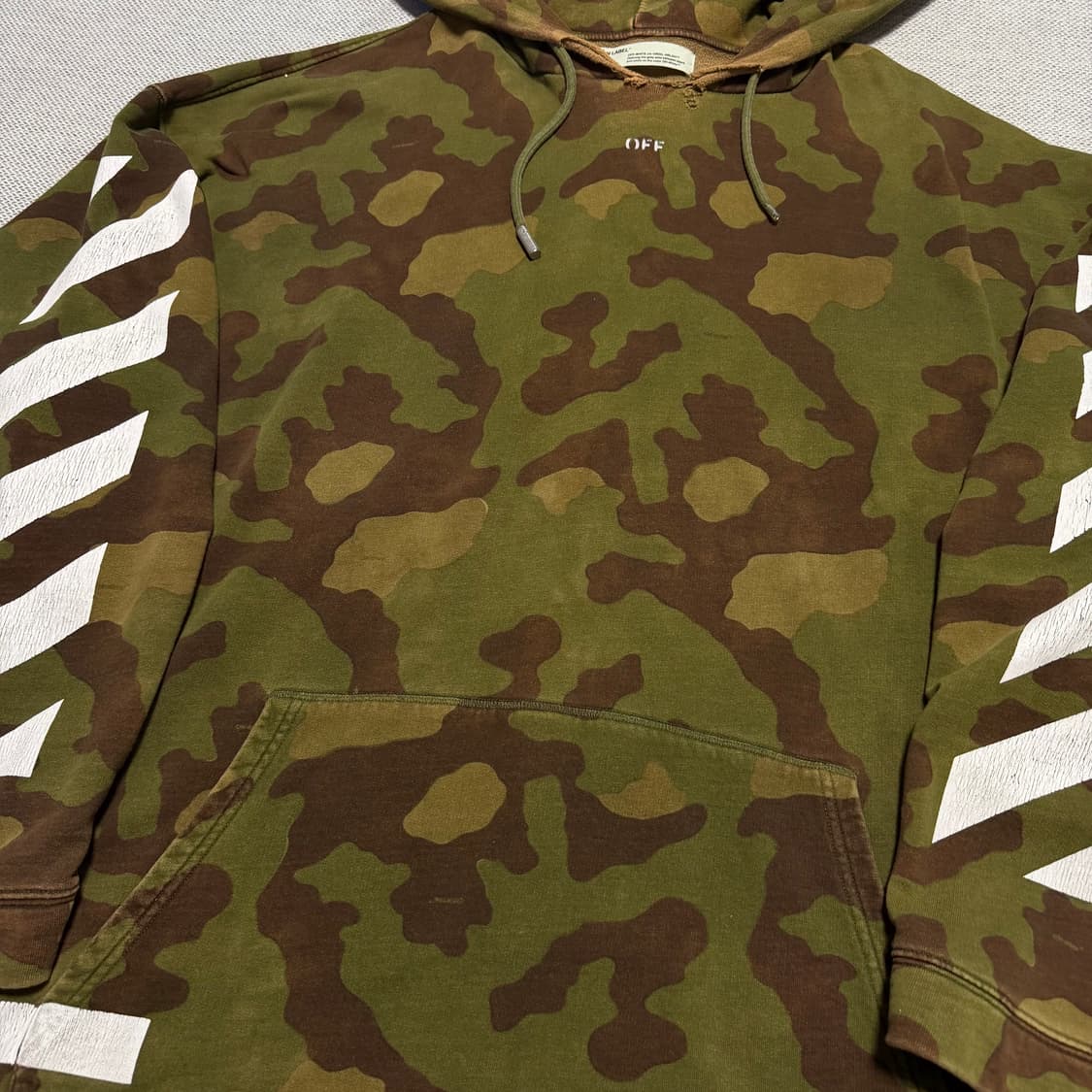 OFF-WHITE 오프화이트 17fw 그린 카모 에로우 오버 후디 상품이미지2