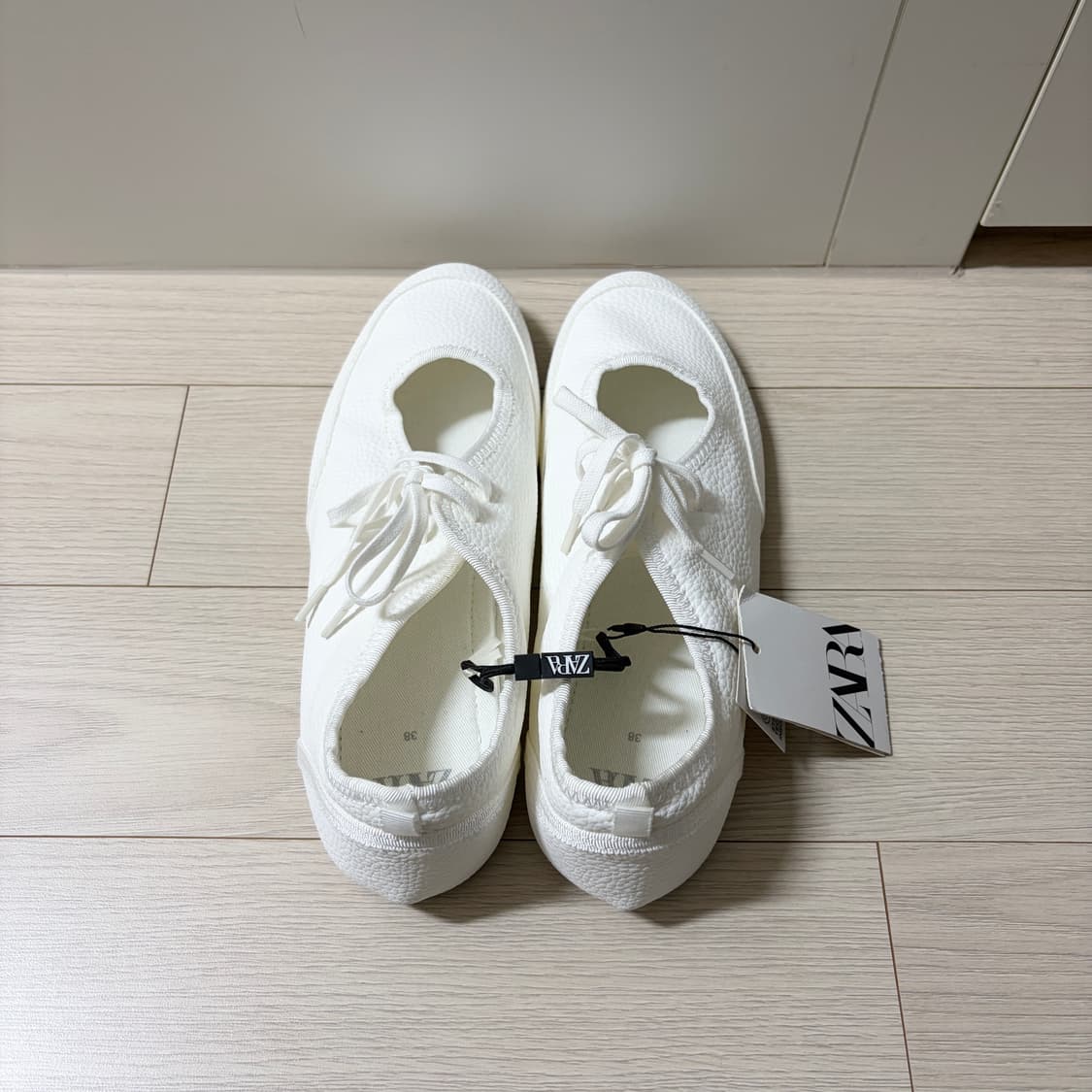 Zara 자라 레이스업 발레리나 플랫슈즈 (38) 상품이미지3