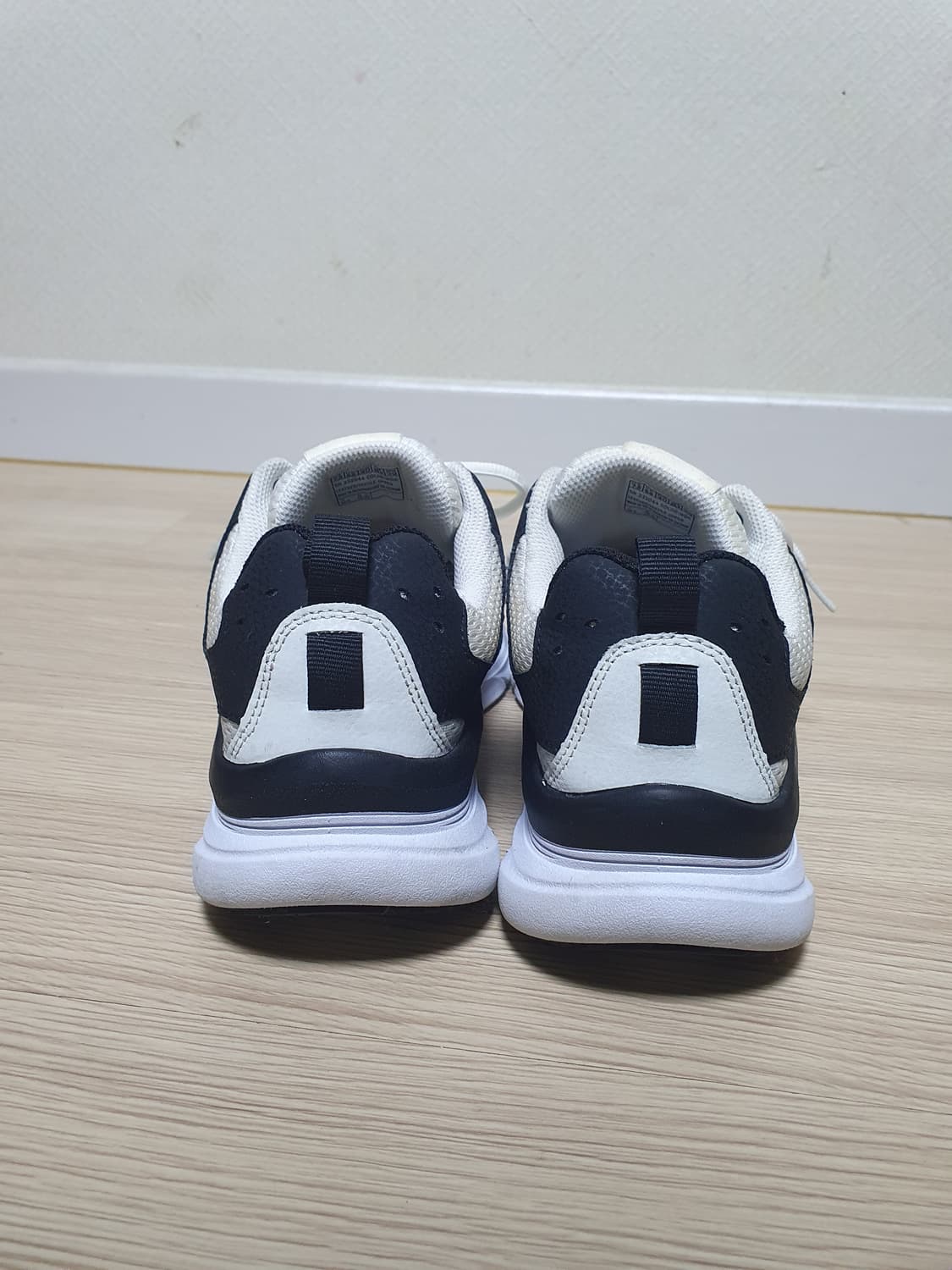 스케쳐스 디럭스워커 운동화 255 상품이미지5