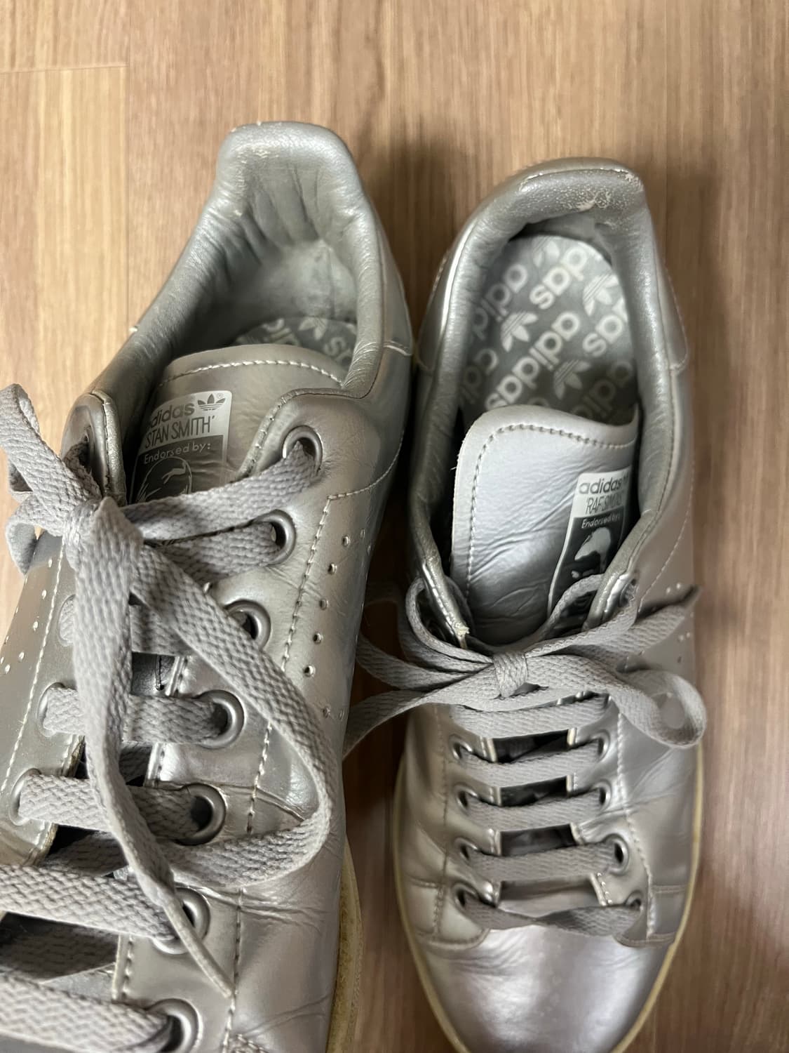 라프시몬스x아디다스 스탠스미스 상품이미지2