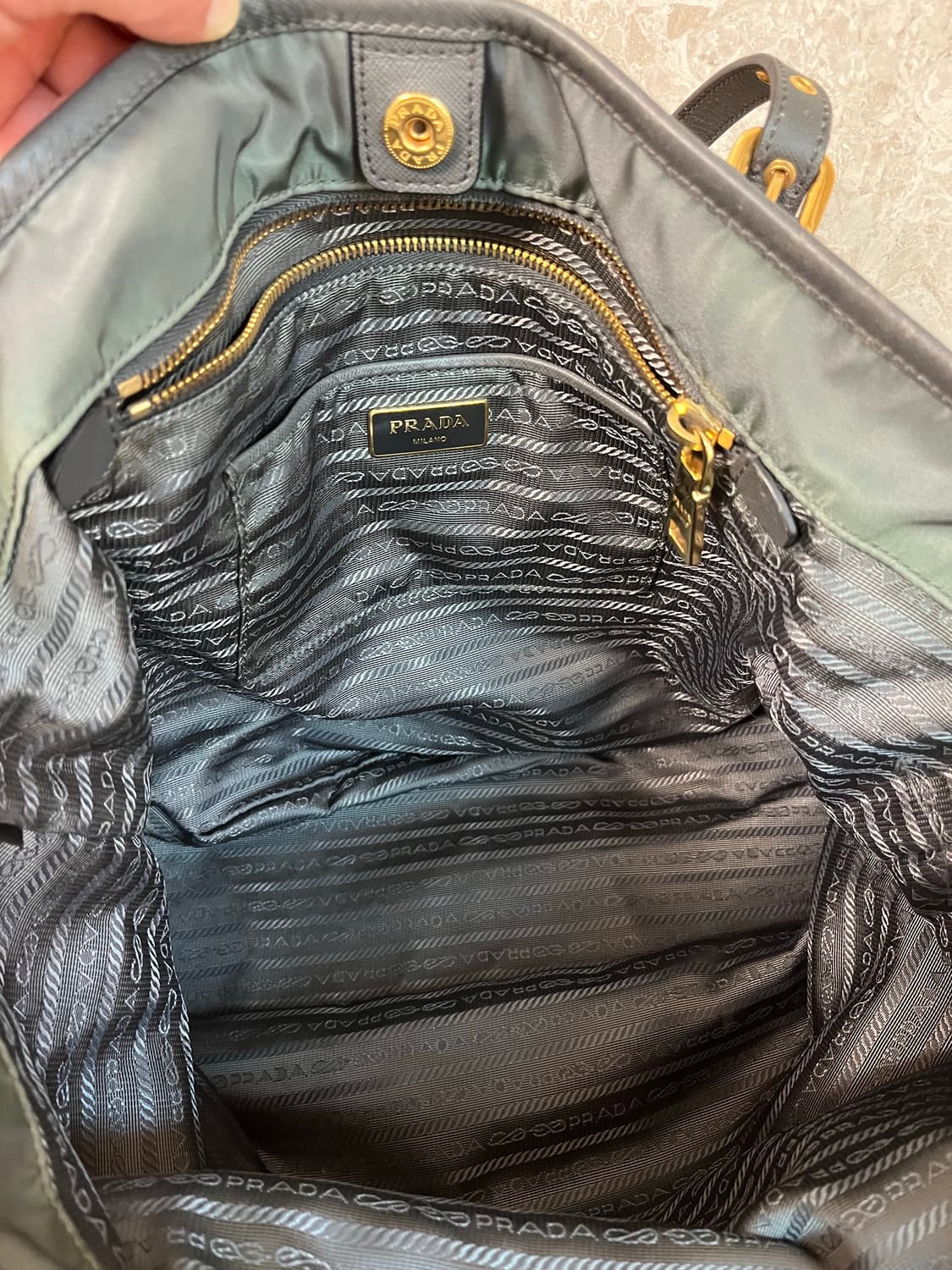 프라다 포코노 토트백 (그레이) 정품 보증서 있음 상품이미지6