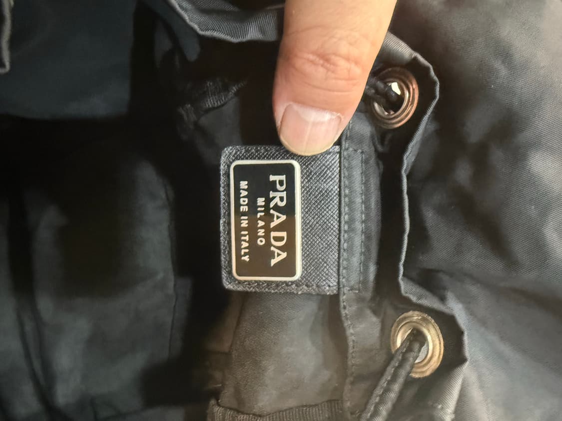 정품 프라다 포코노 미니 백팩 팝니다 상품이미지8