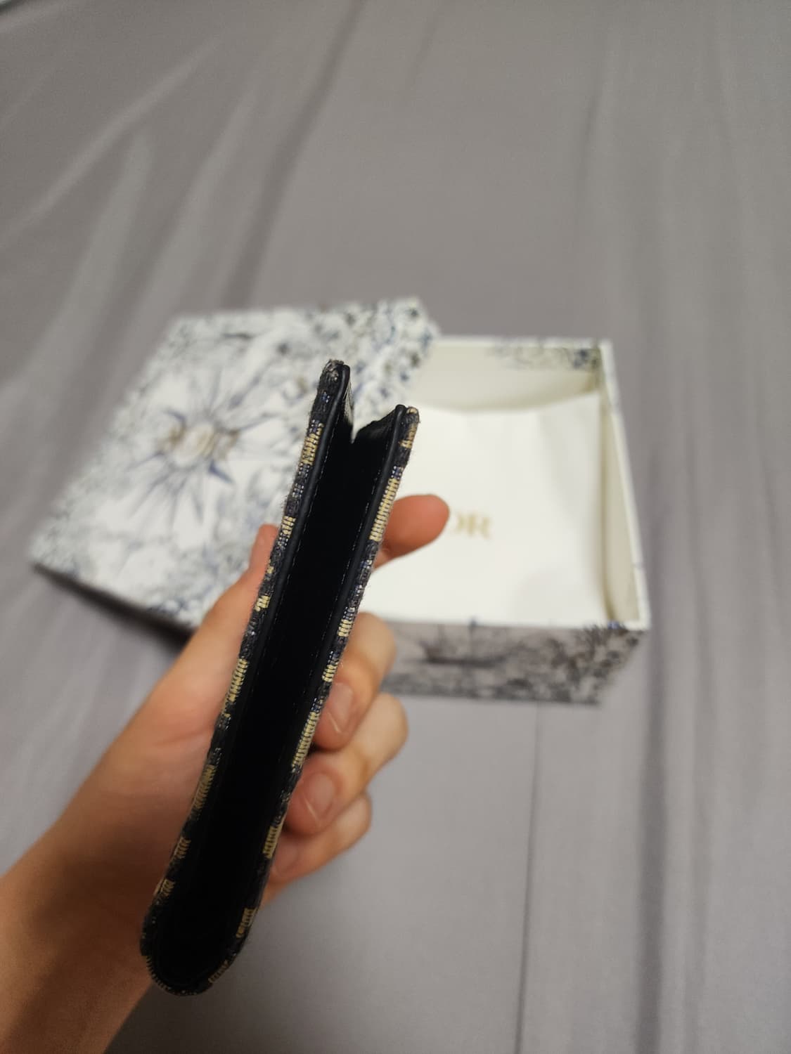 디올 오블리크 자카드 컴펙트 반지갑 상품이미지5