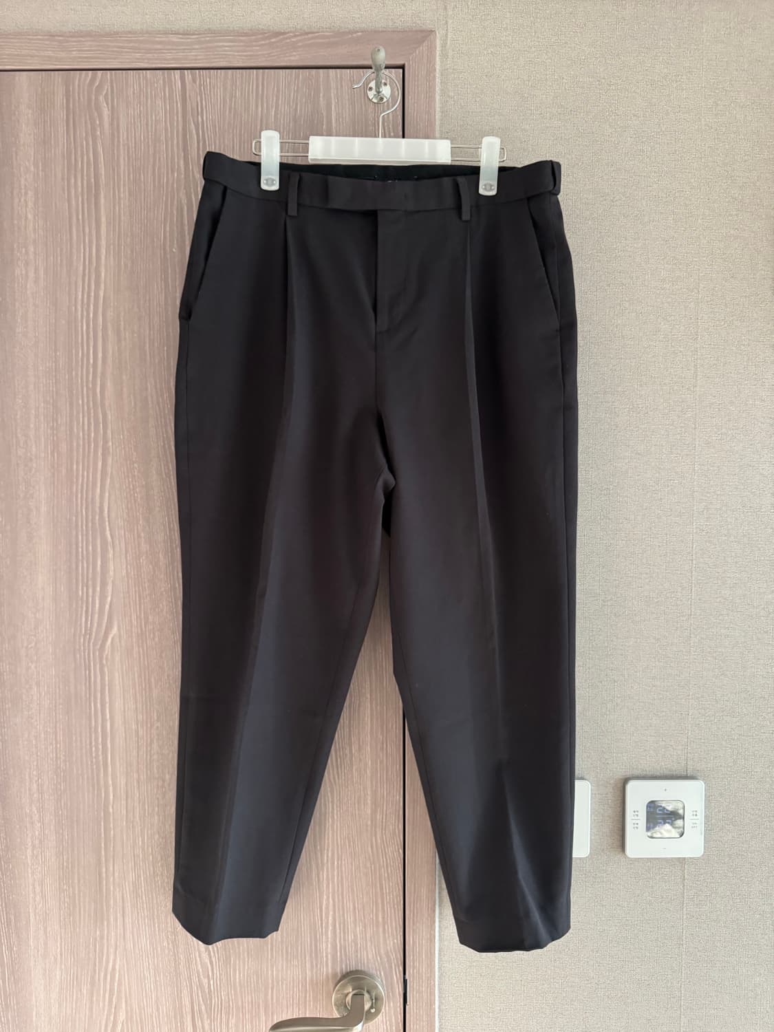 [musinsa standard]무신사 스탠다드 테이퍼드 슬랙스(34) 상품이미지1