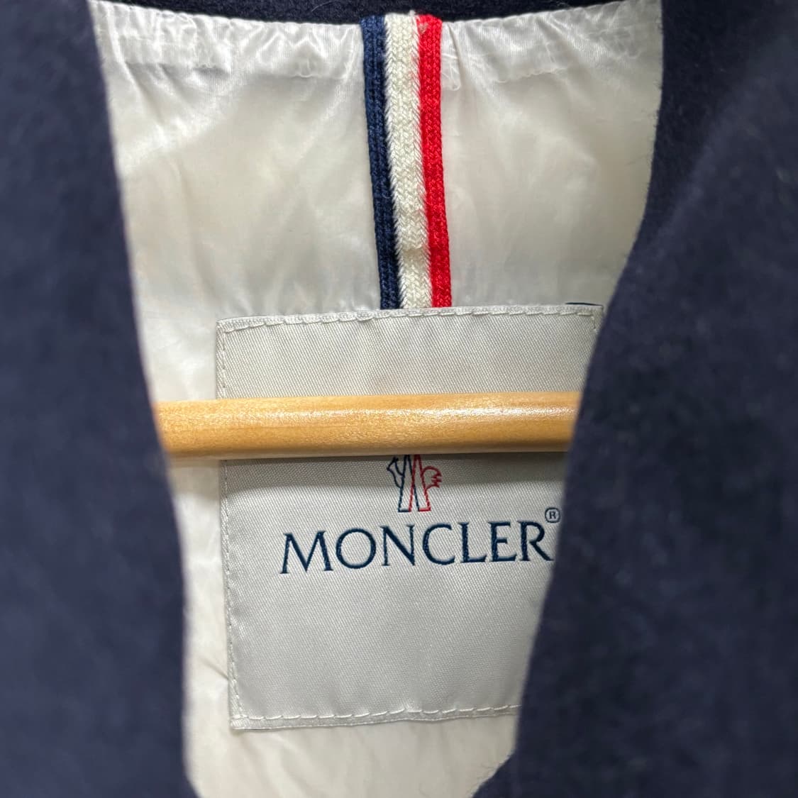 [2]몽클레어 아미 조끼패딩 상품이미지2