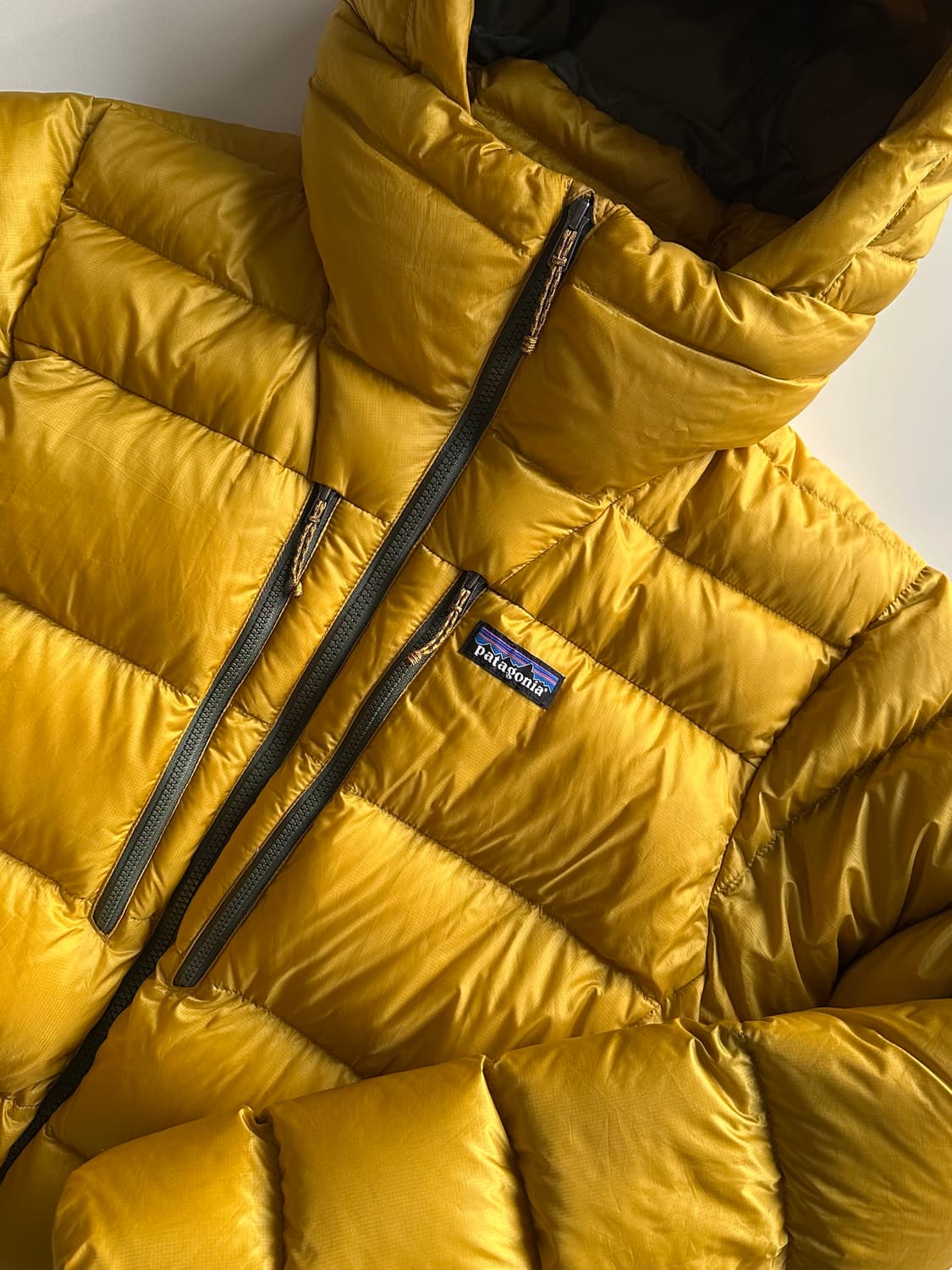 Patagonia Fitz Roy Down Hoody 상품이미지1